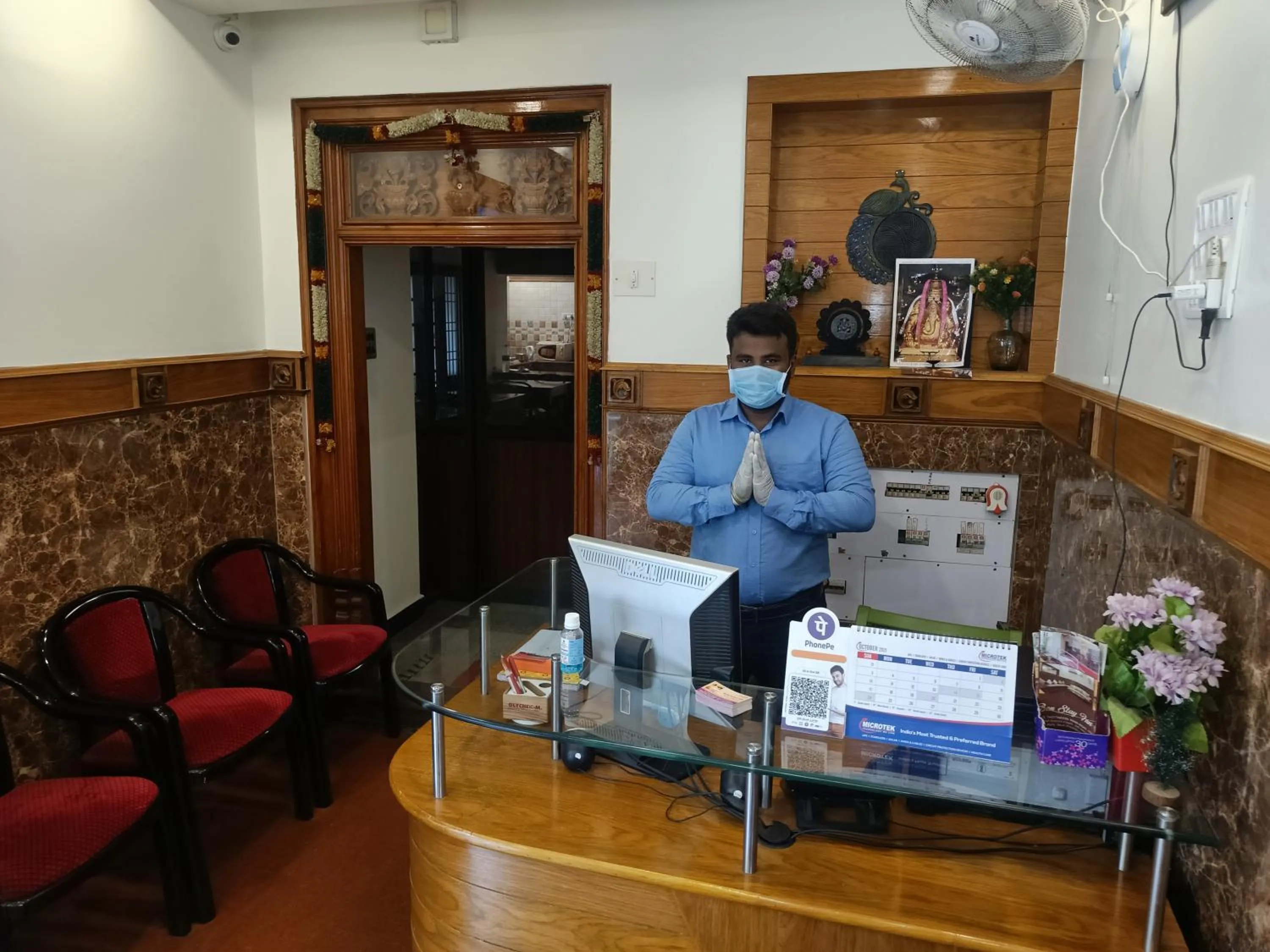 Staff in Bon Stay Inn