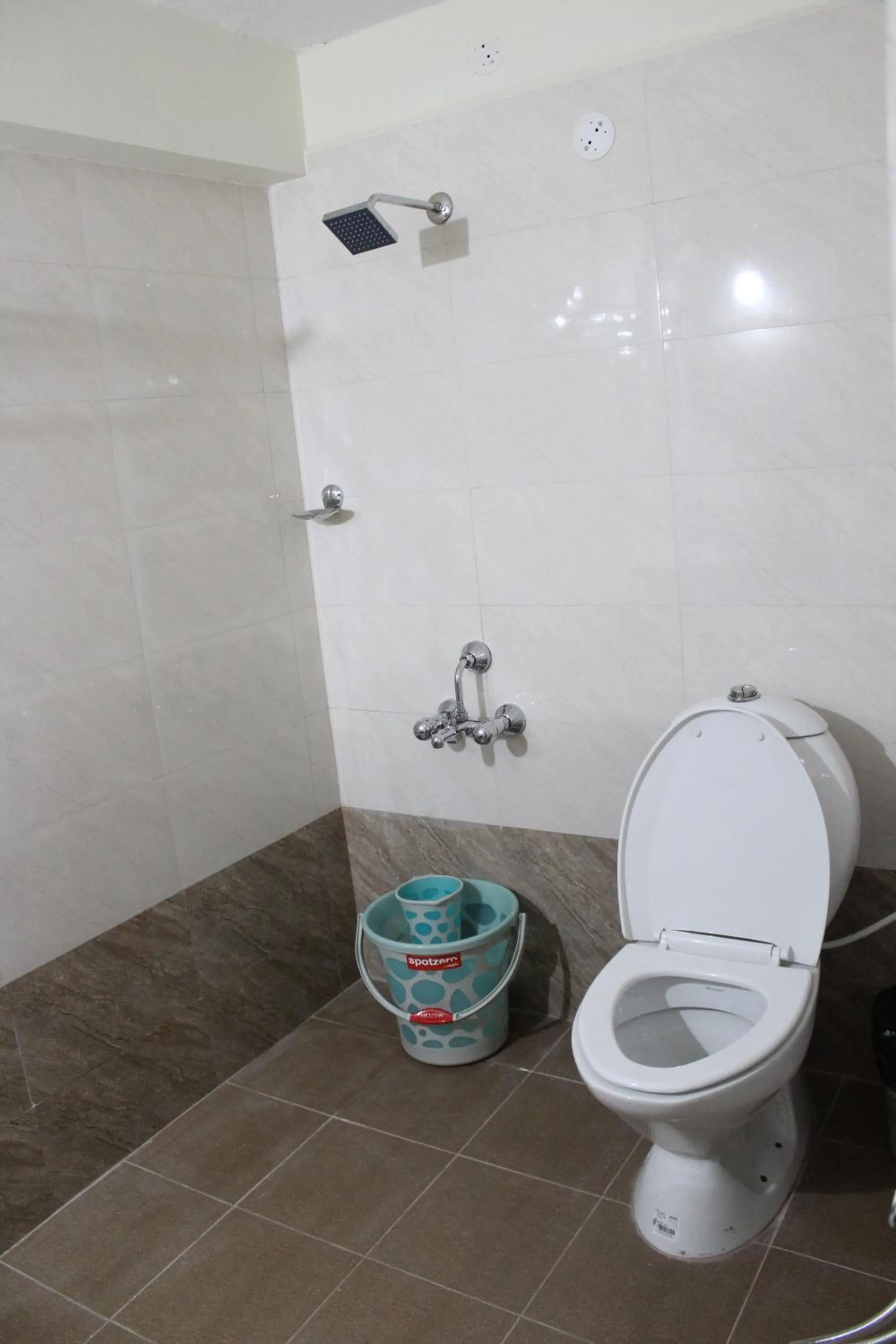 Toilet in Bon Stay Inn