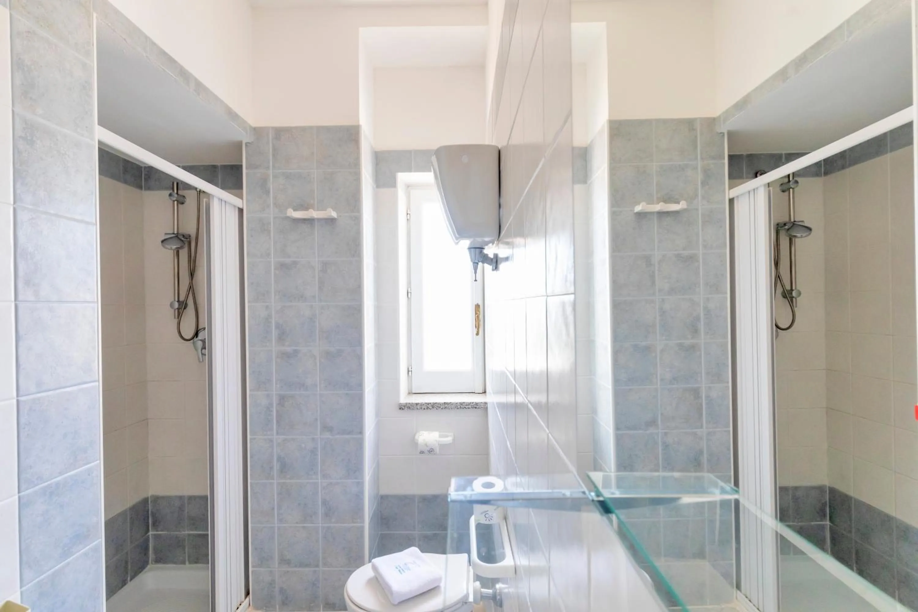 Bathroom in Hotel Calabrisella