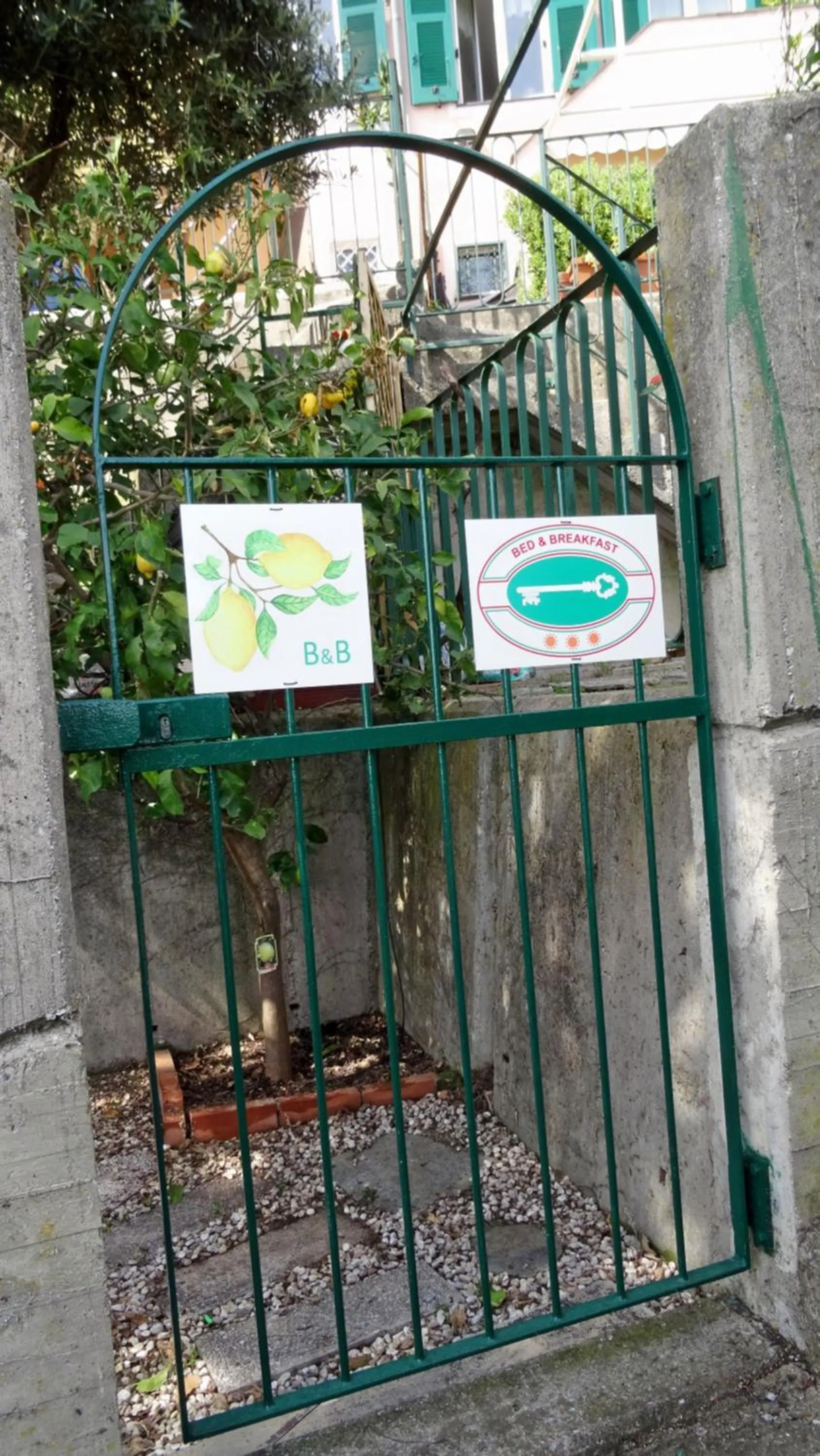 Property logo or sign in La Casa dei Limoni