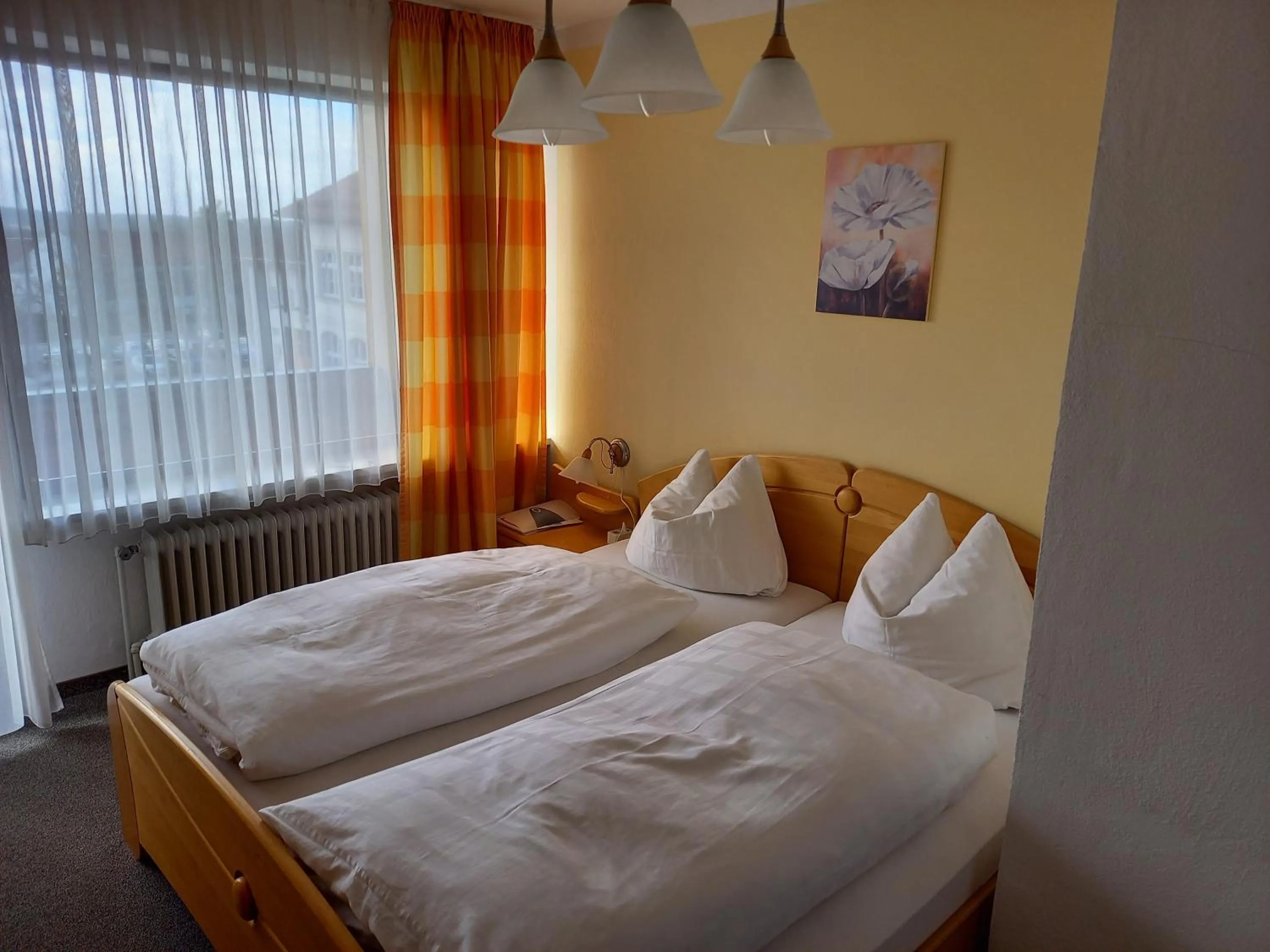 Bedroom, Bed in Lallinger Hof