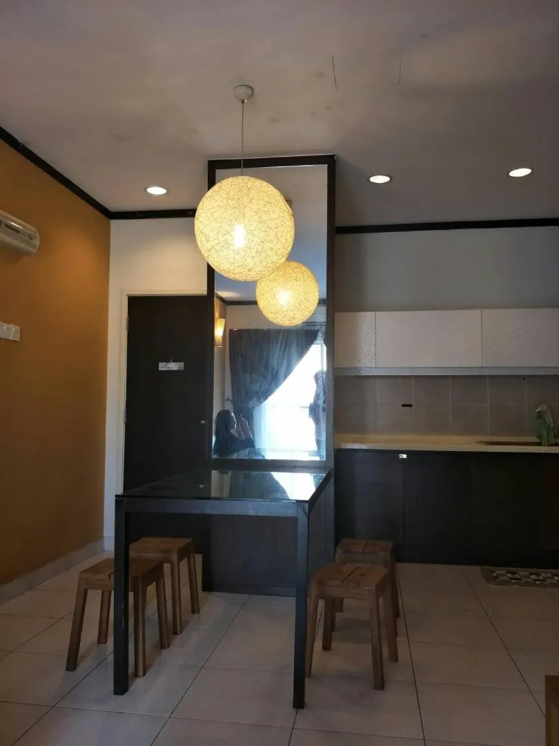 Kitchen or kitchenette in Lala House, Gold Coast Morib Resort