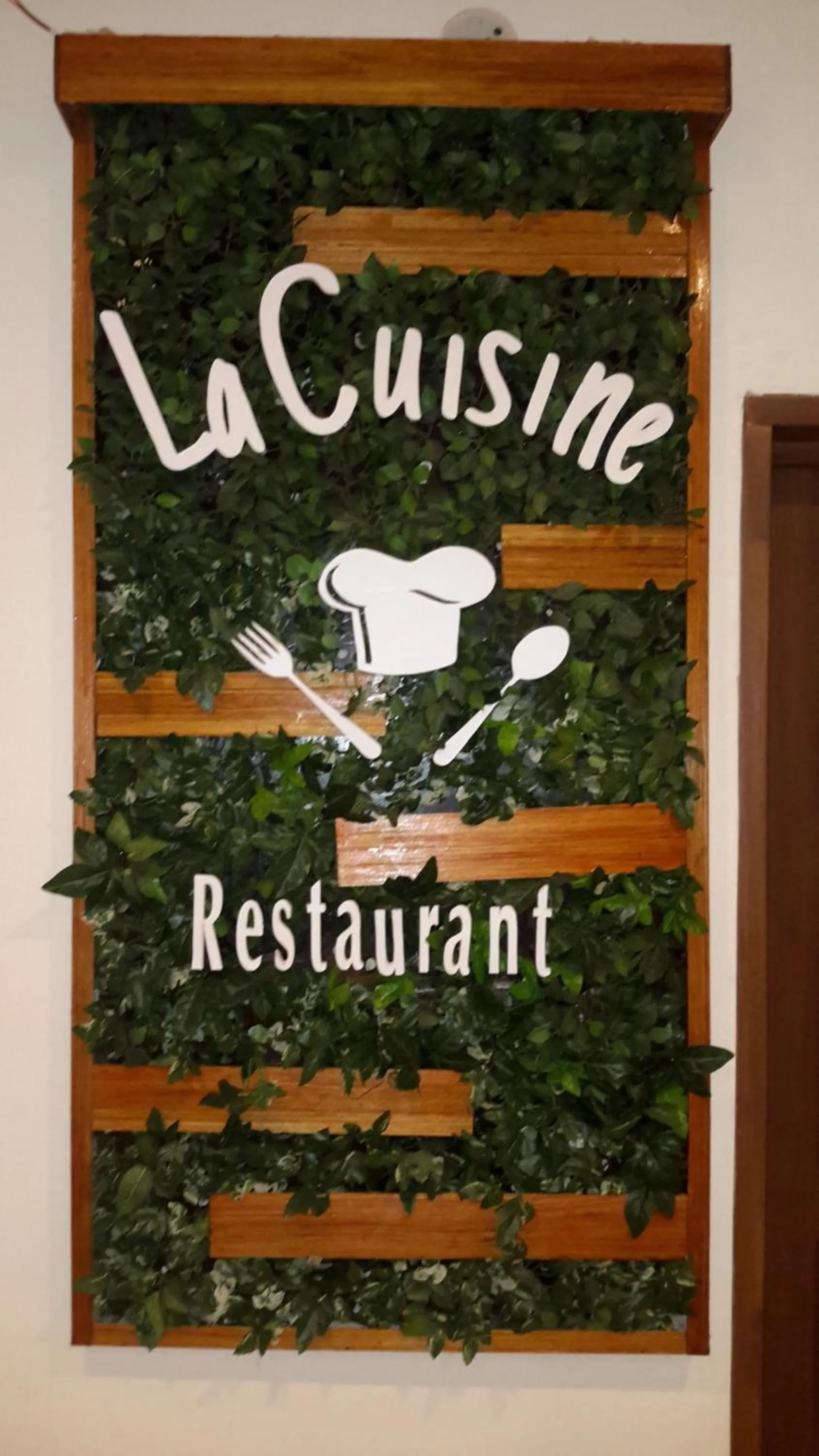 Olives Pleasant Stays