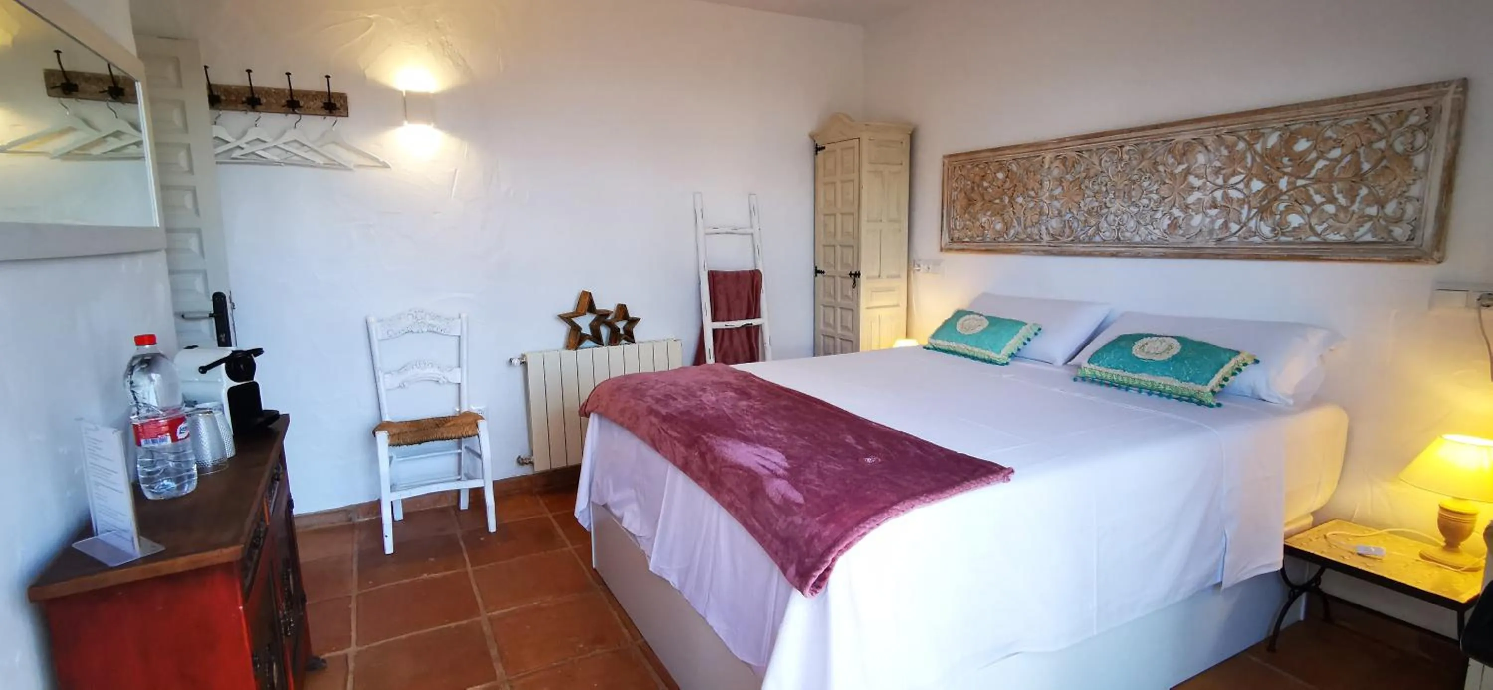 Bed in Roca Verde, Boutique Bed & Breakfast - Adults only