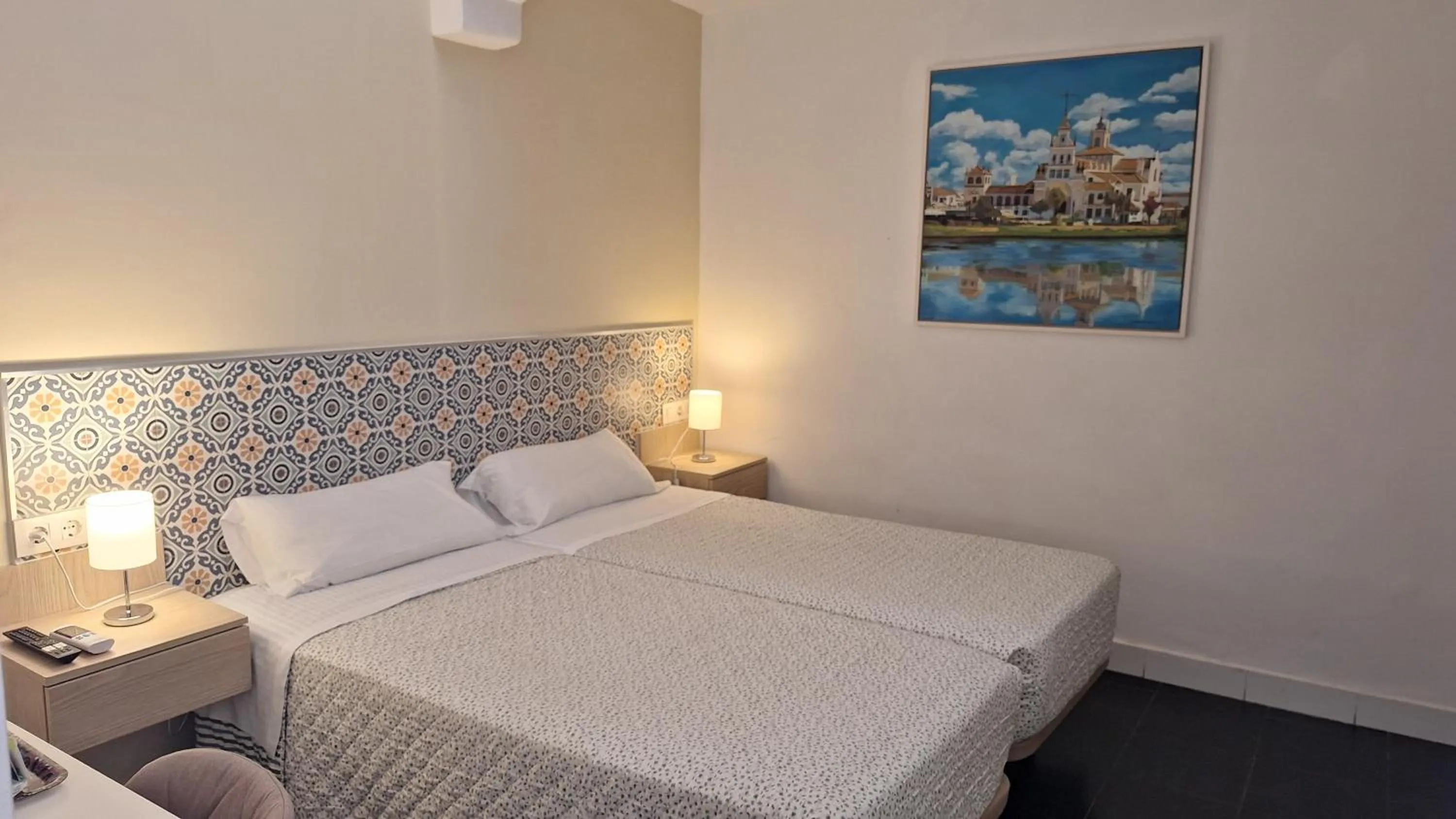 Bed in Hostal San Vicente II