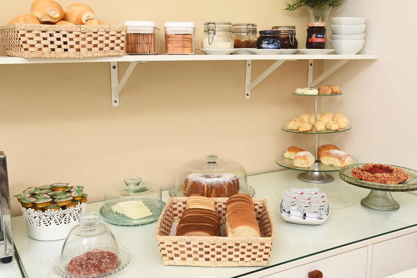 Breakfast in Pousada Rosa dos Ventos Juquehy