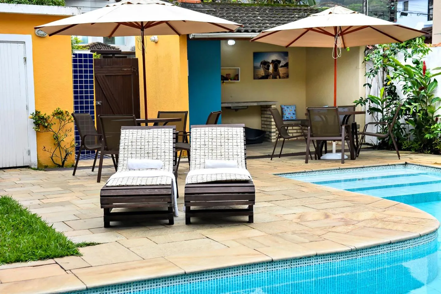 sunbed in Pousada Rosa dos Ventos Juquehy