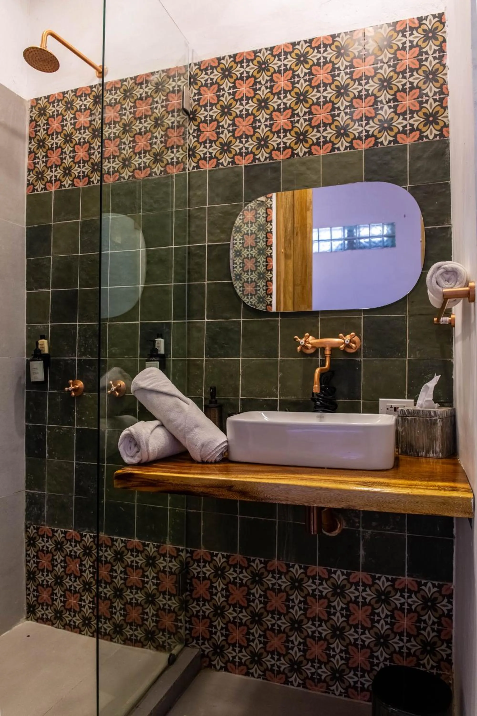 Shower in La Passion by Masaya Collection