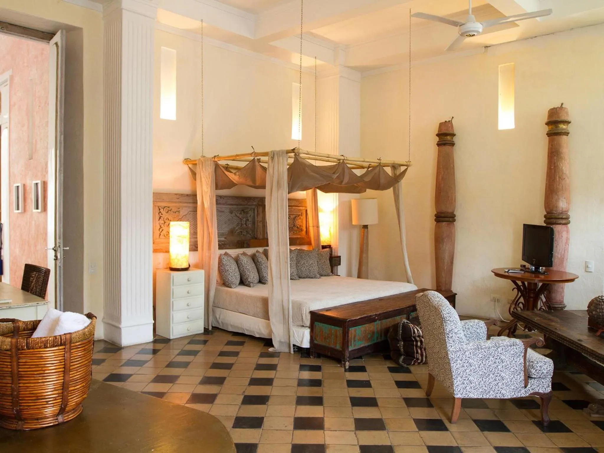 Bedroom, Bed in La Passion by Masaya Collection