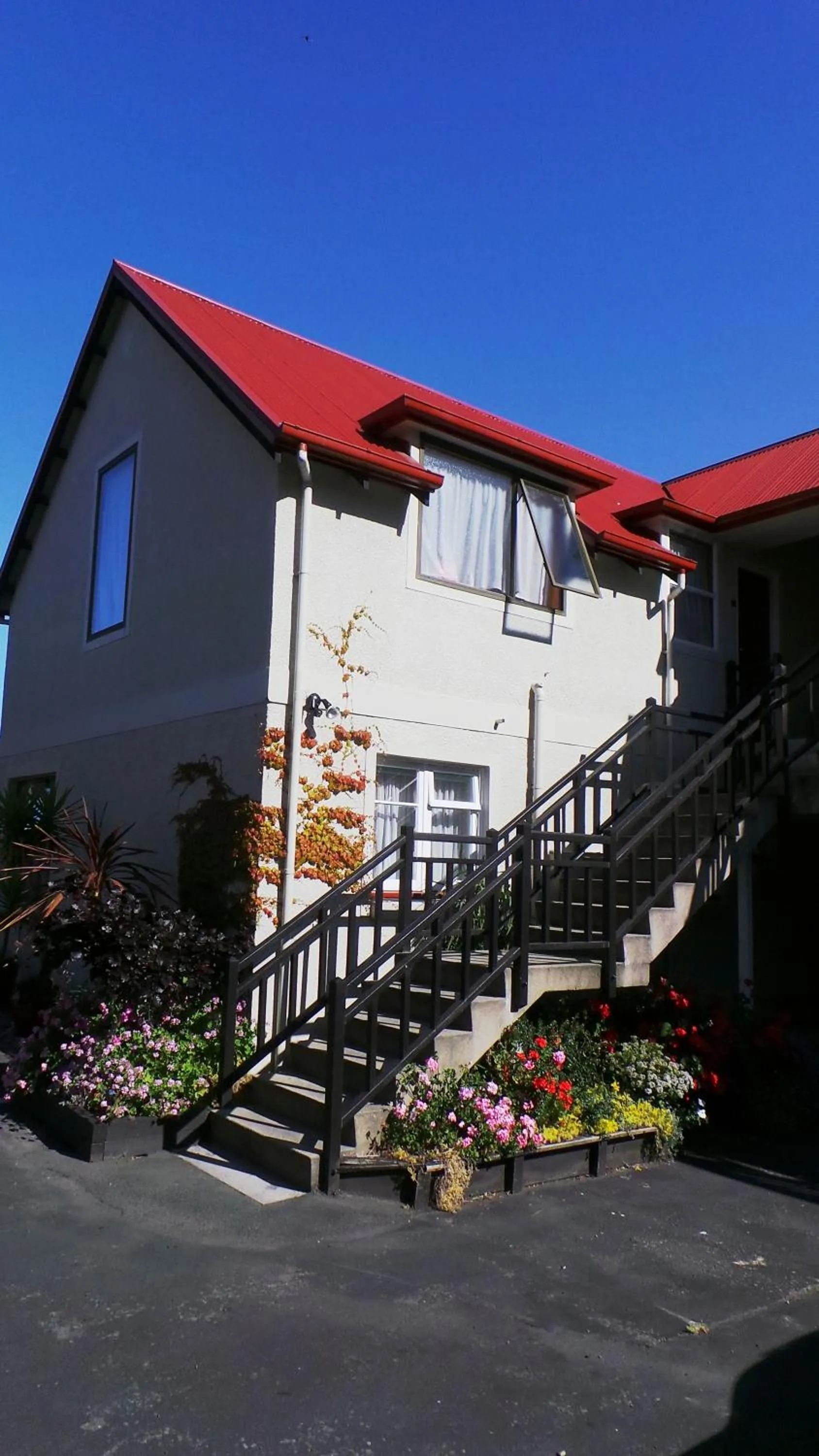 Property building in Owens Motel
