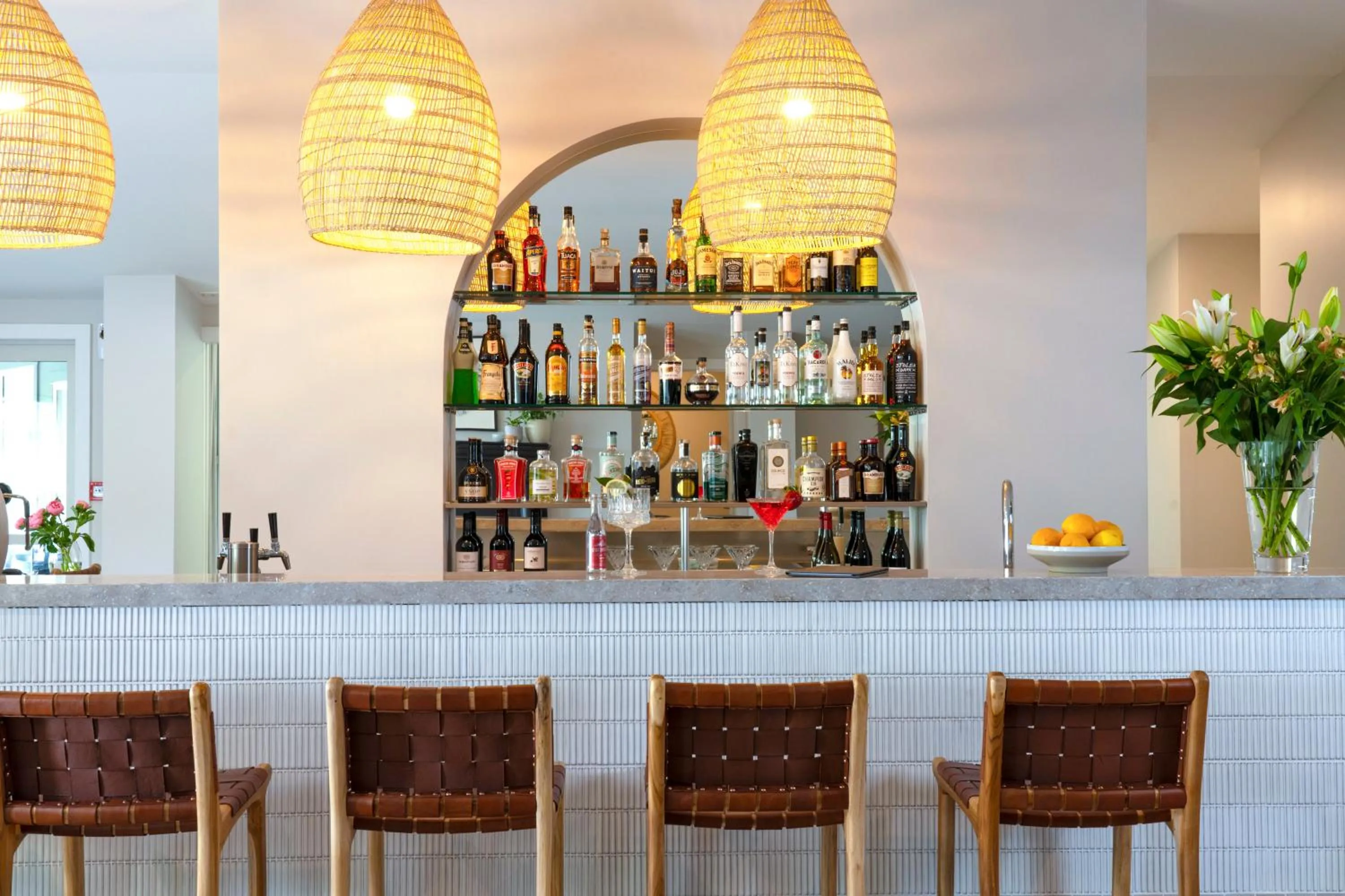 Lounge or bar in Ratanui Lodge