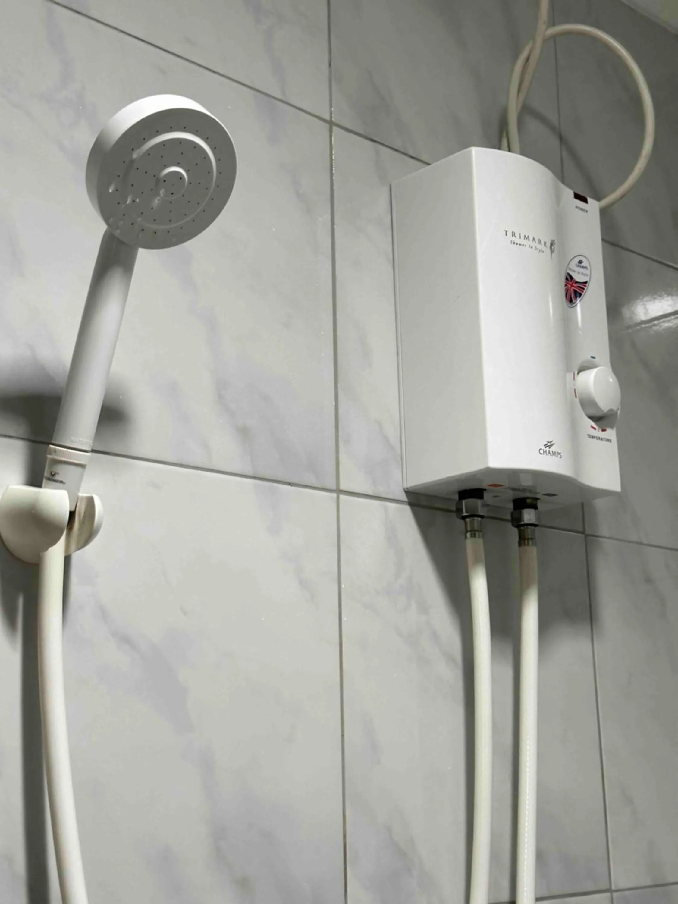 Shower in DG Budget Hotel Salem