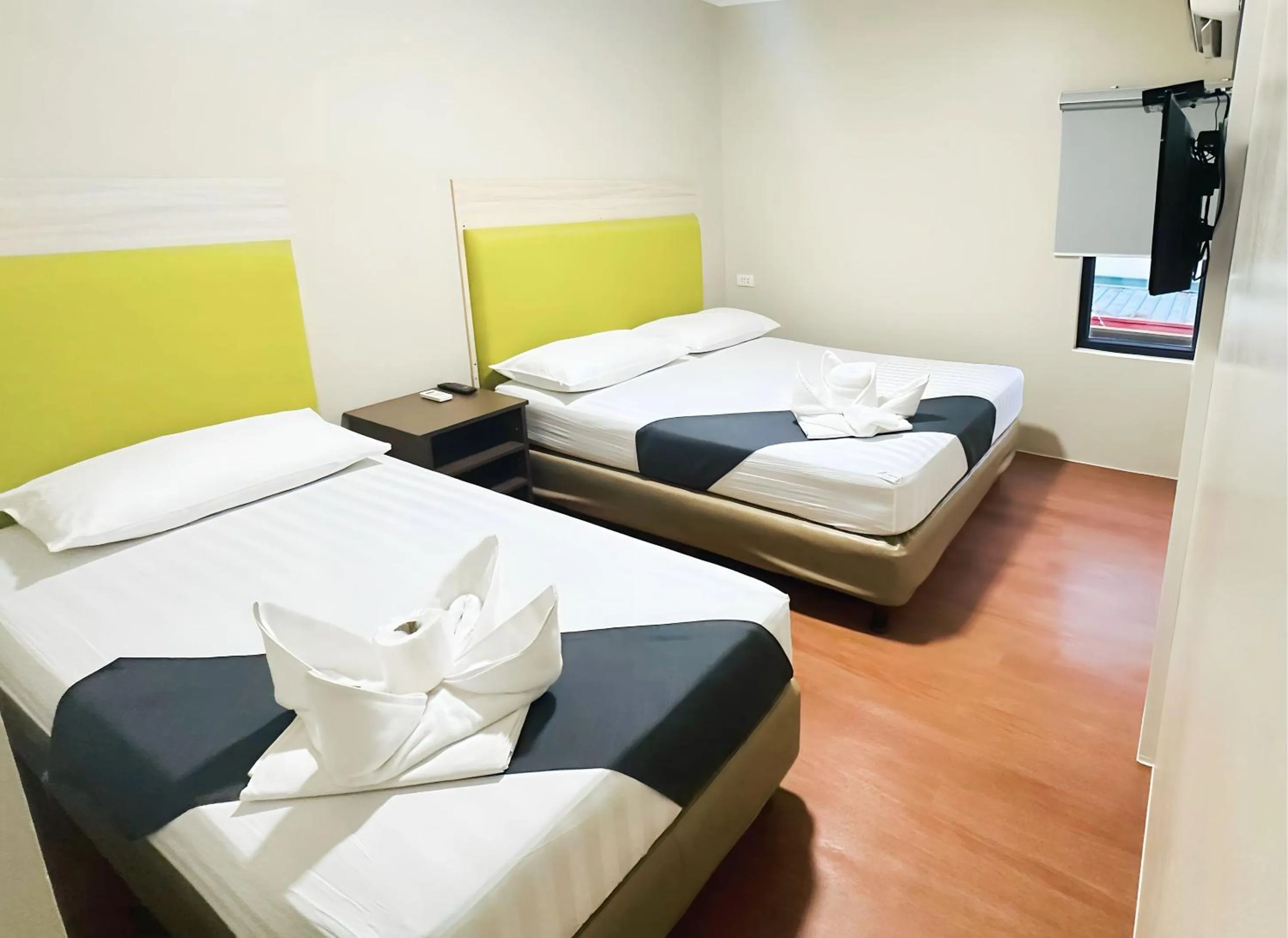 Bed in DG Budget Hotel Salem