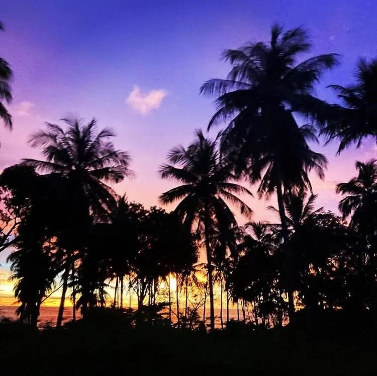 Lanta Just Come Hotel