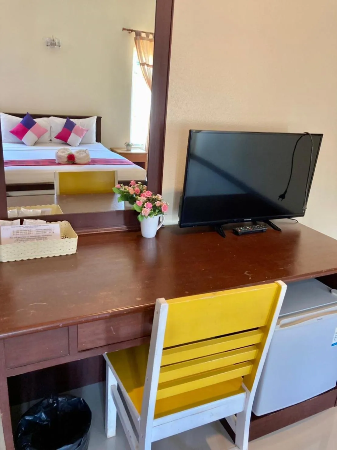 Bed in Lanta Just Come Hotel