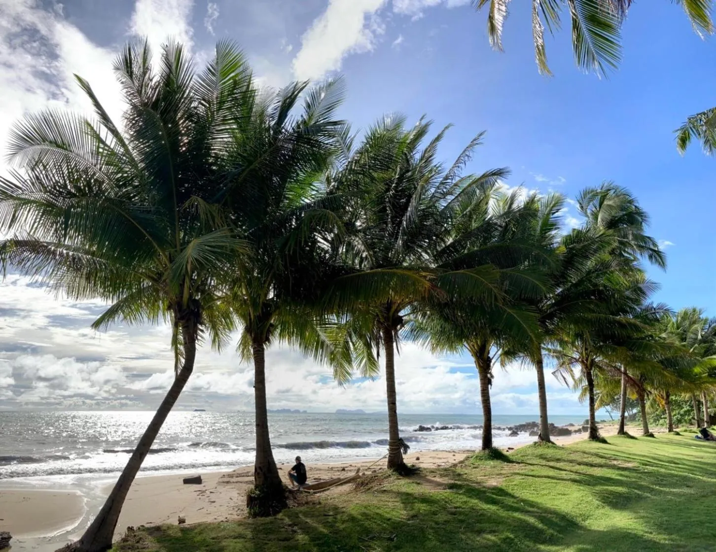 Lanta Just Come Hotel