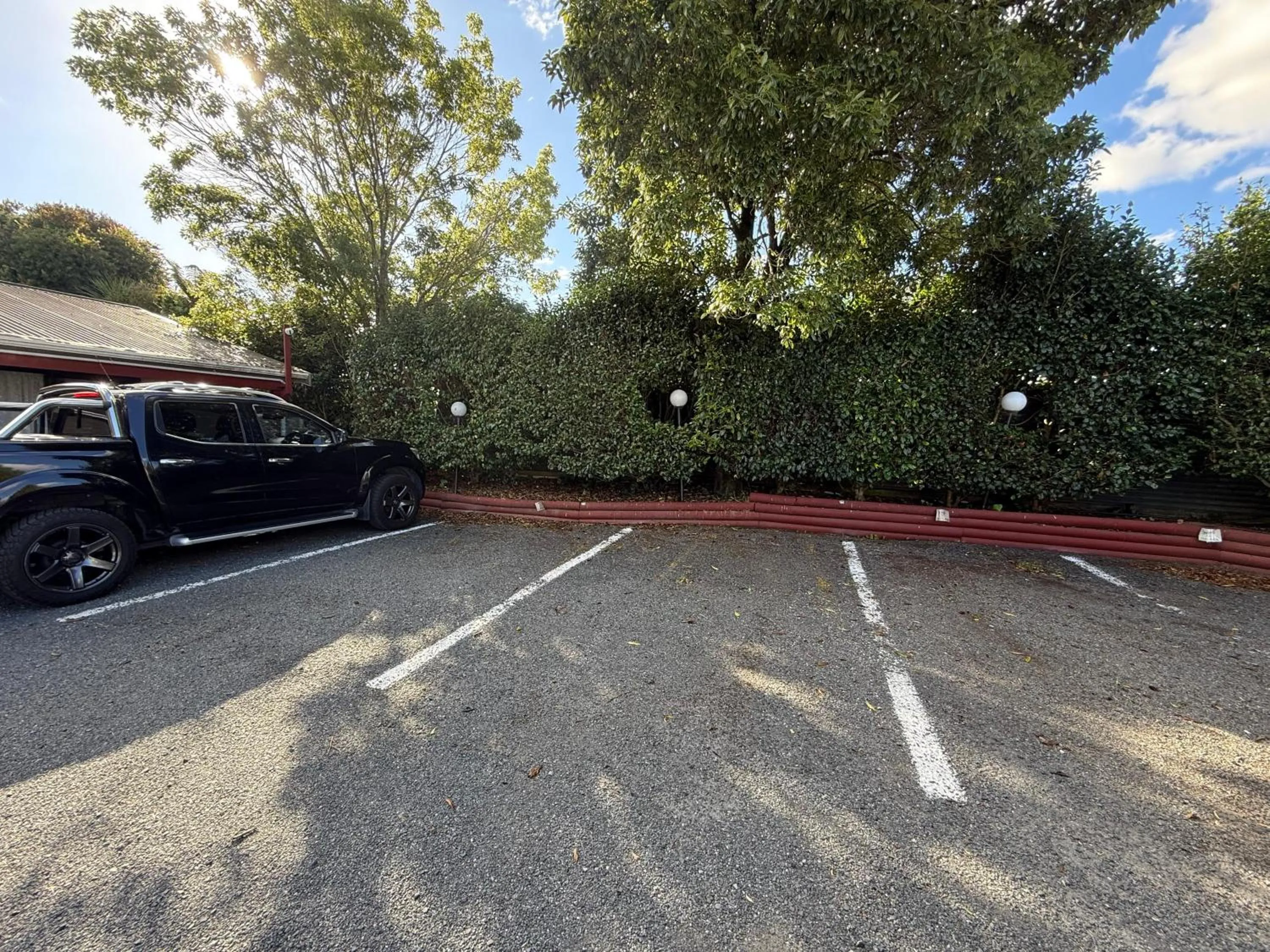 Camellia Court Family Motel