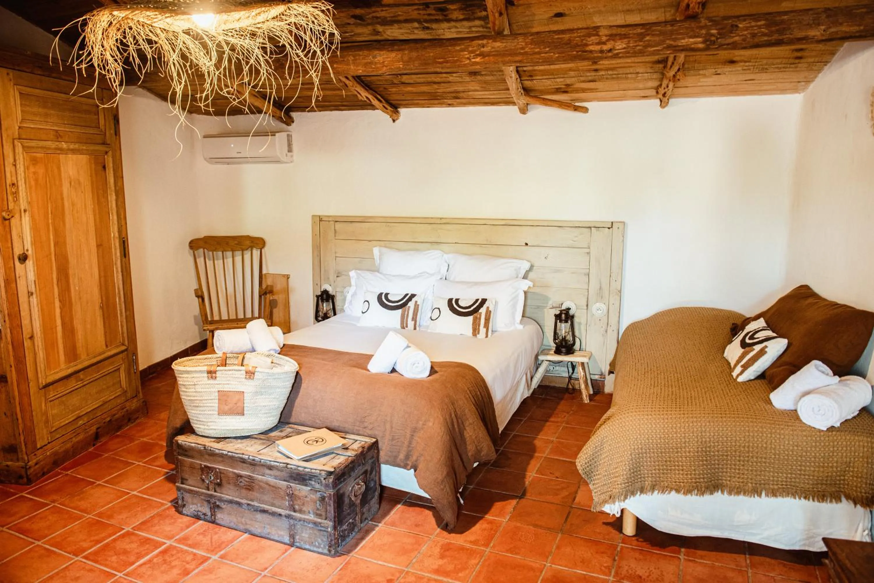 Photo of the whole room, Bed in Ranch Campo Palombaggia