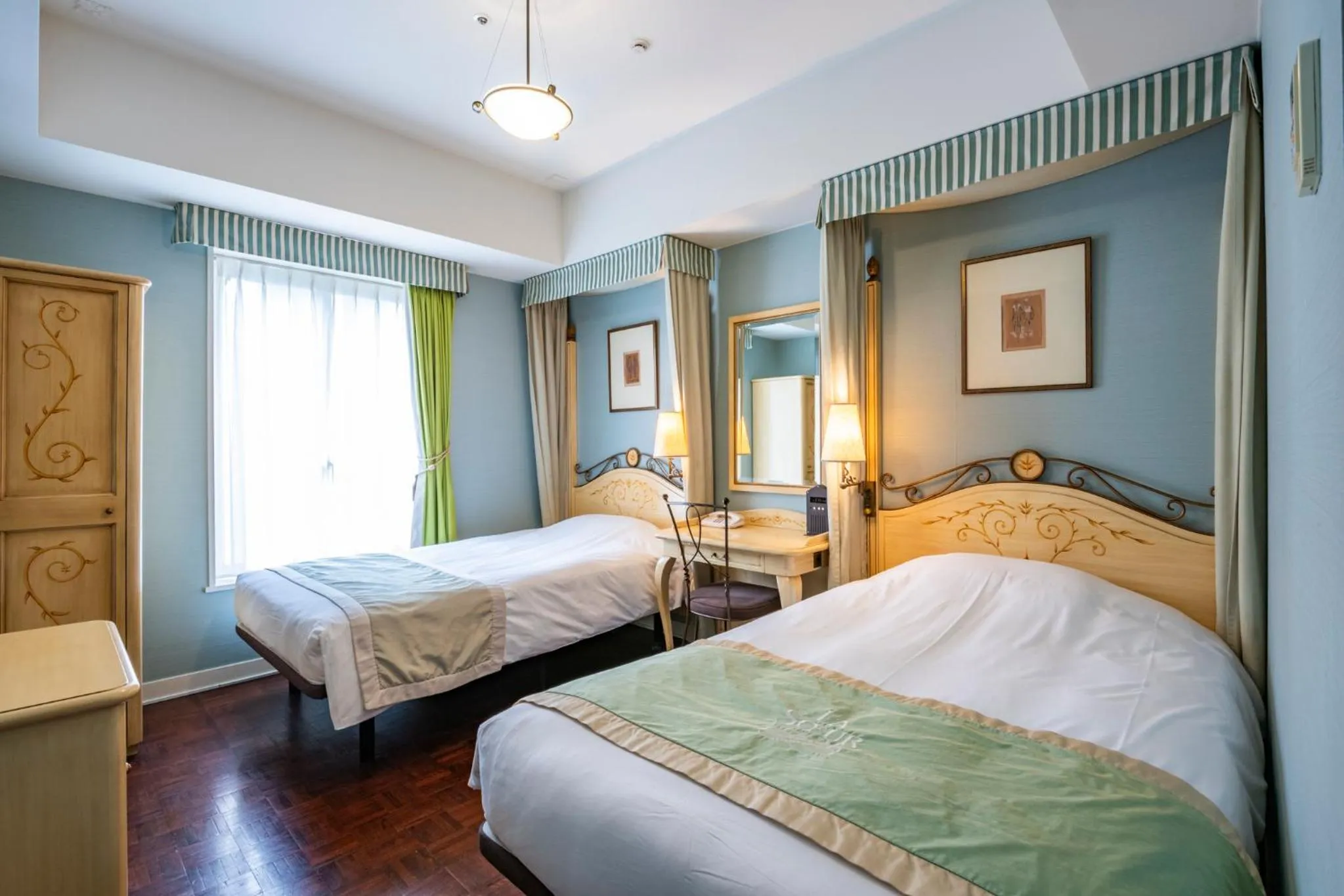 Photo of the whole room, Bed in Hotel Monterey Lasoeur Ginza