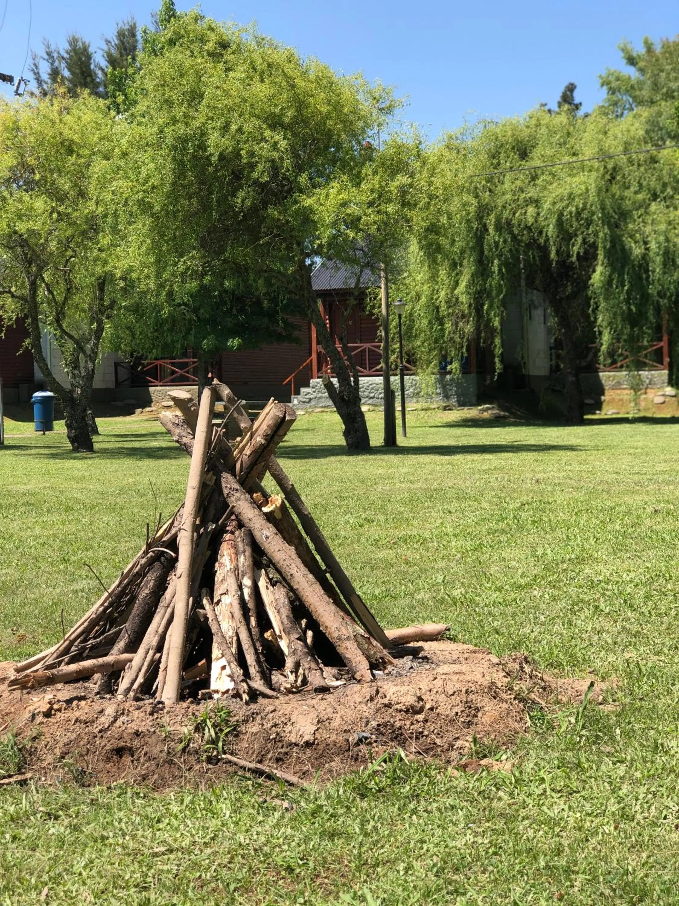 Evening entertainment in Aires Del Delta