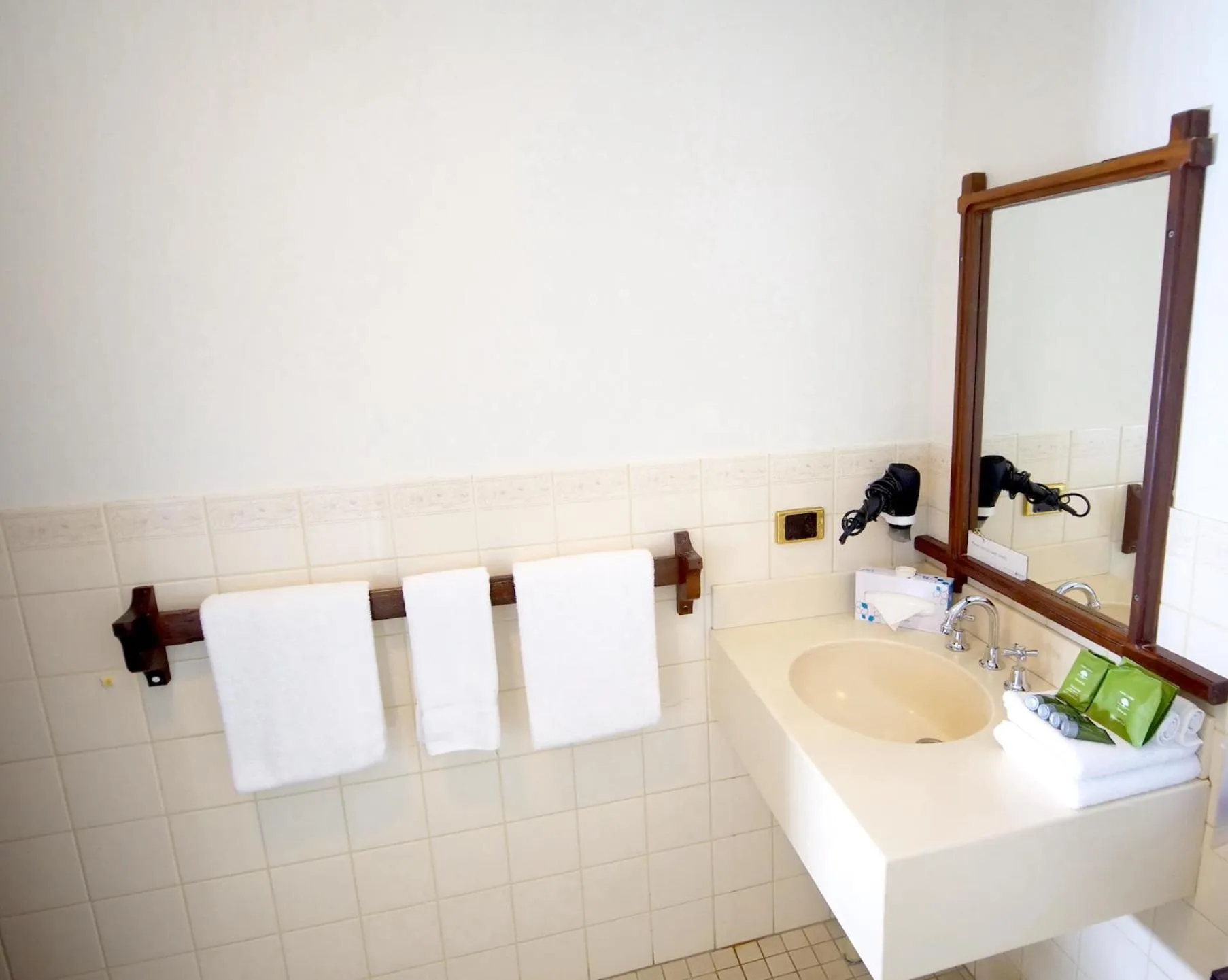 Bathroom in Margaret River Motel