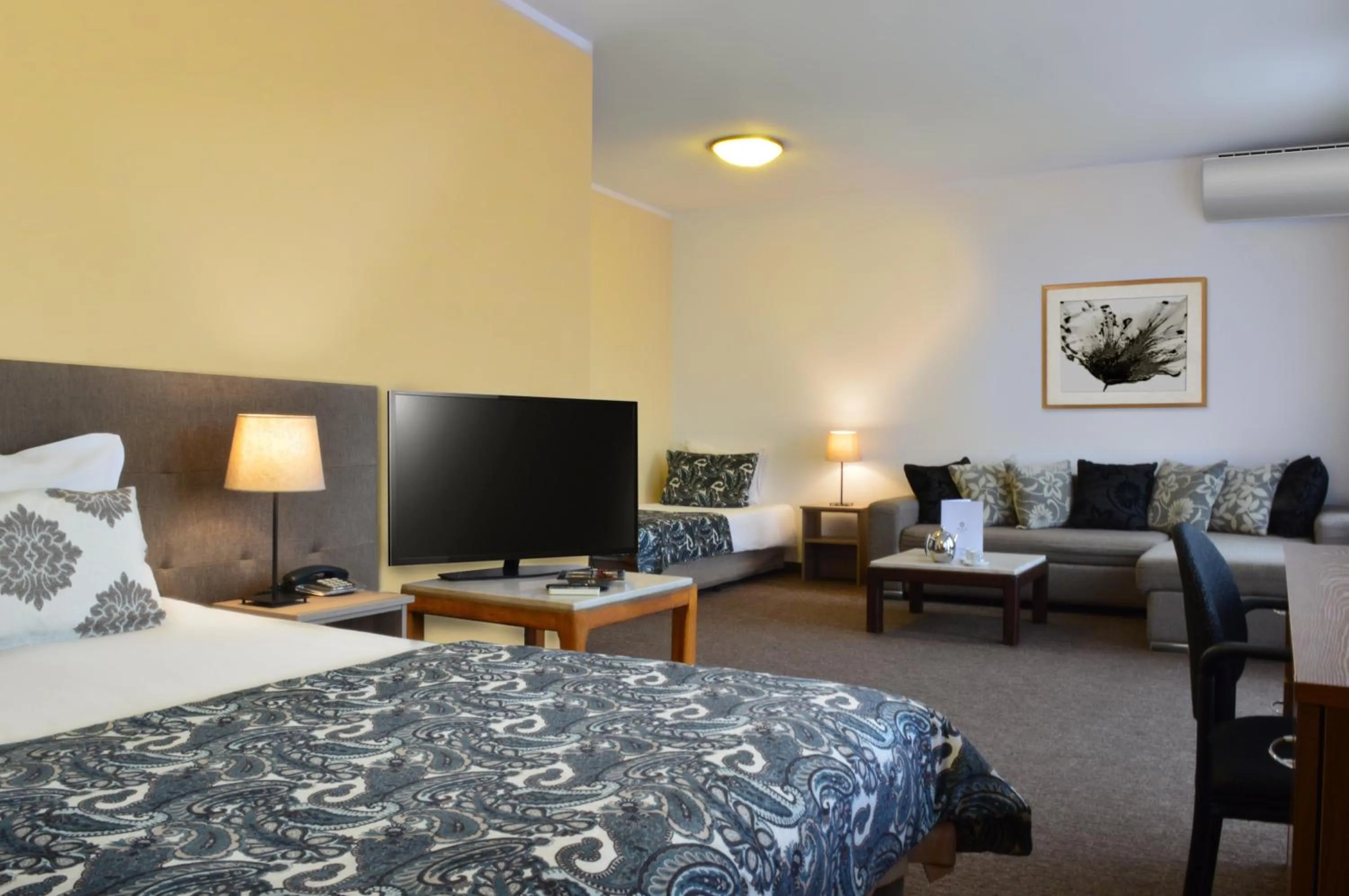 Photo of the whole room, Bed in Rila Hotel Sofia