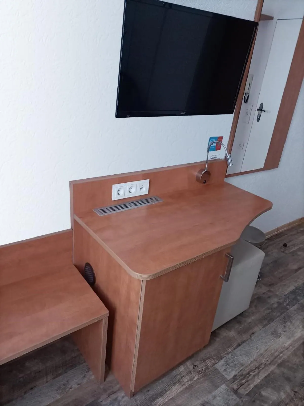 TV and multimedia in Hotel An der Karlstadt