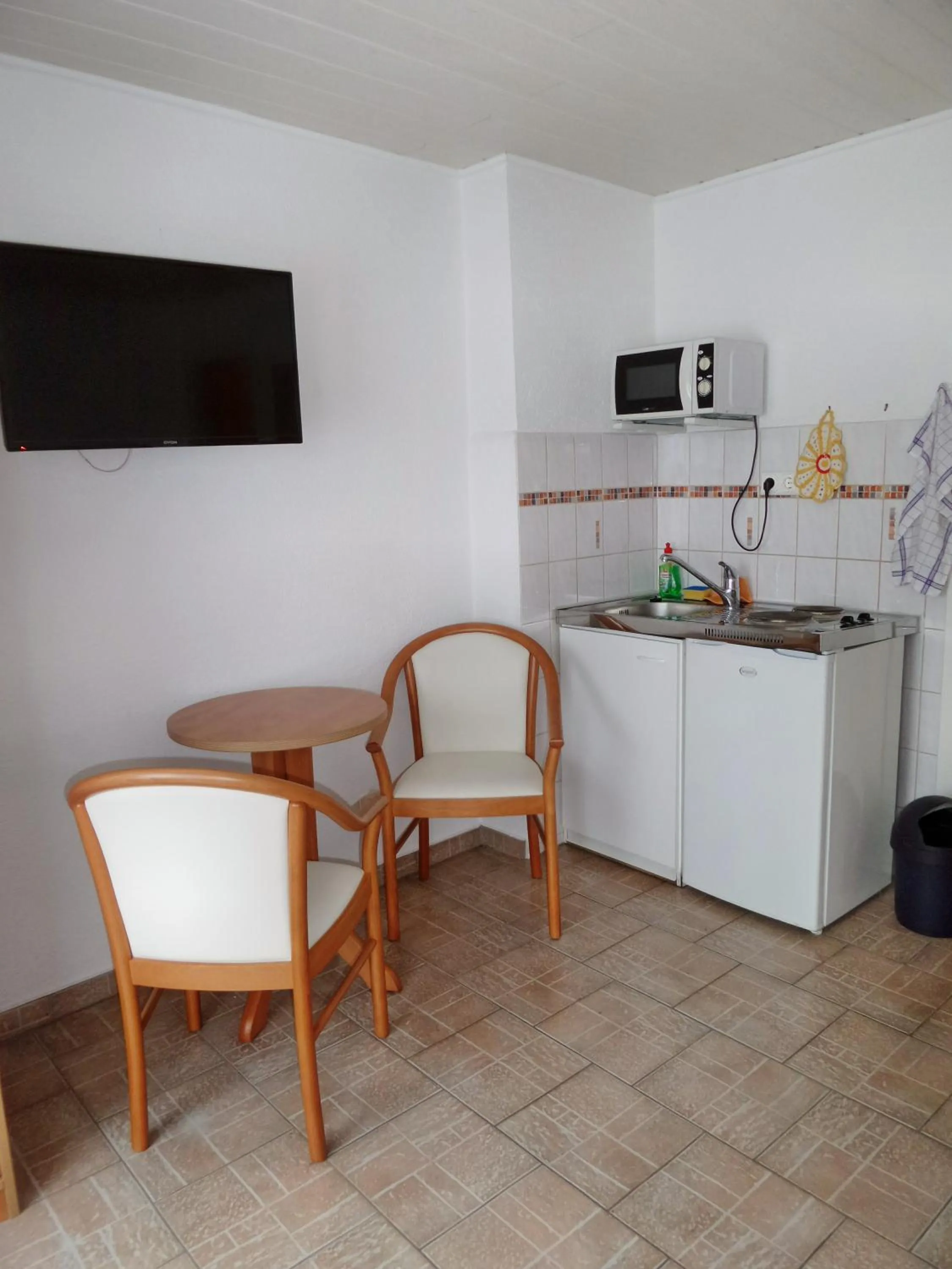 TV and multimedia in Hotel An der Karlstadt