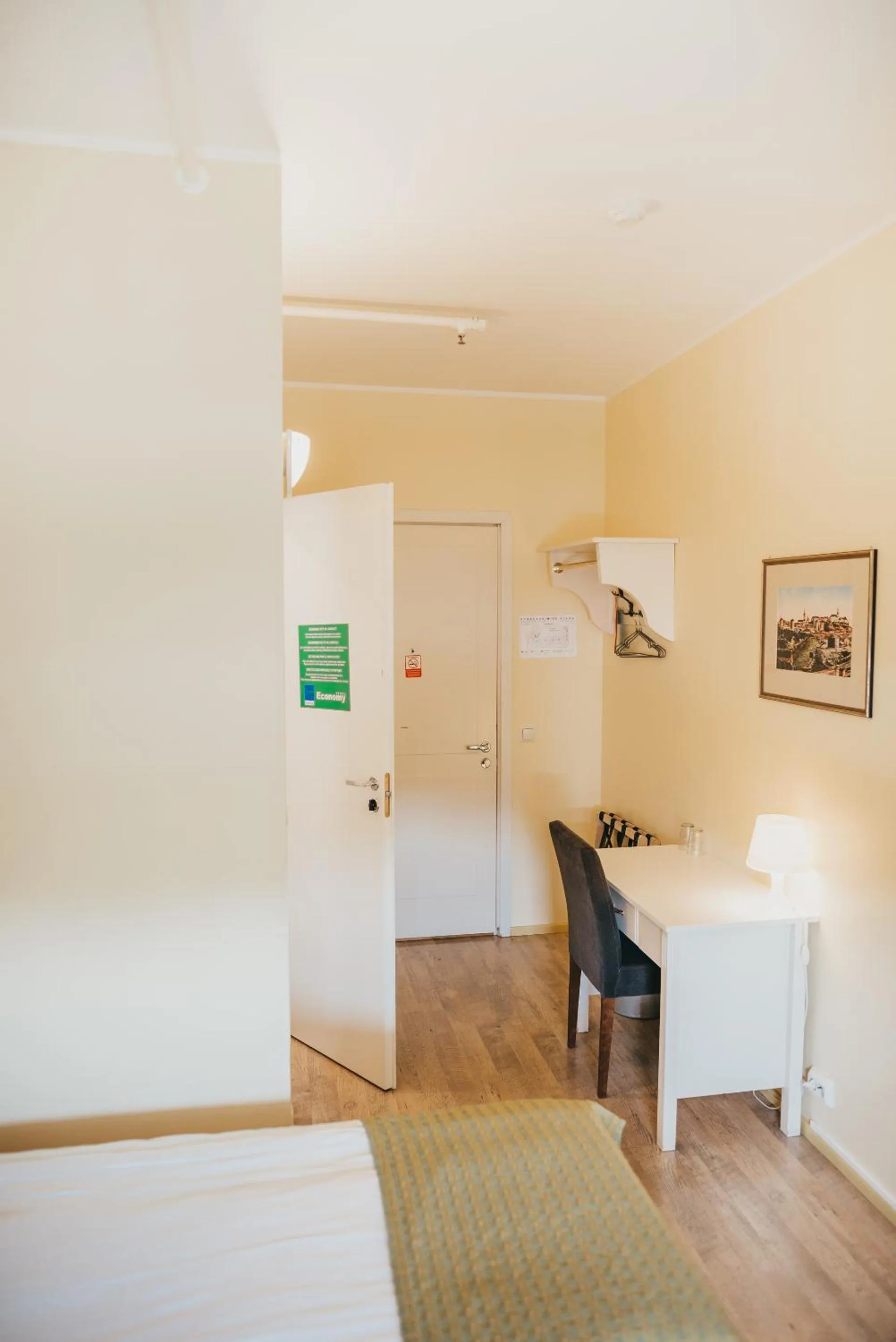 Bed in Economy Hotel