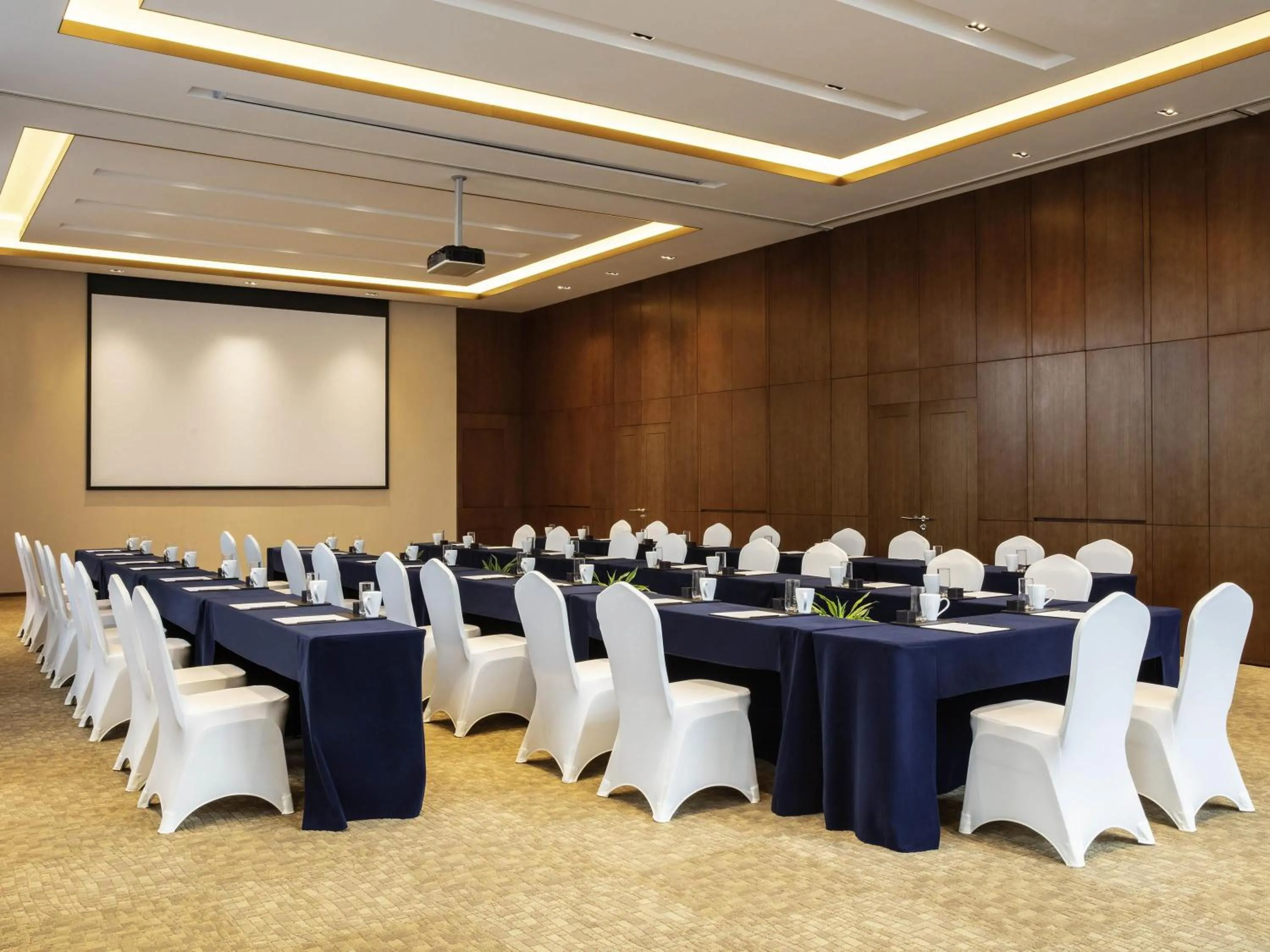 Meeting/conference room in Pullman Changbaishan Resort