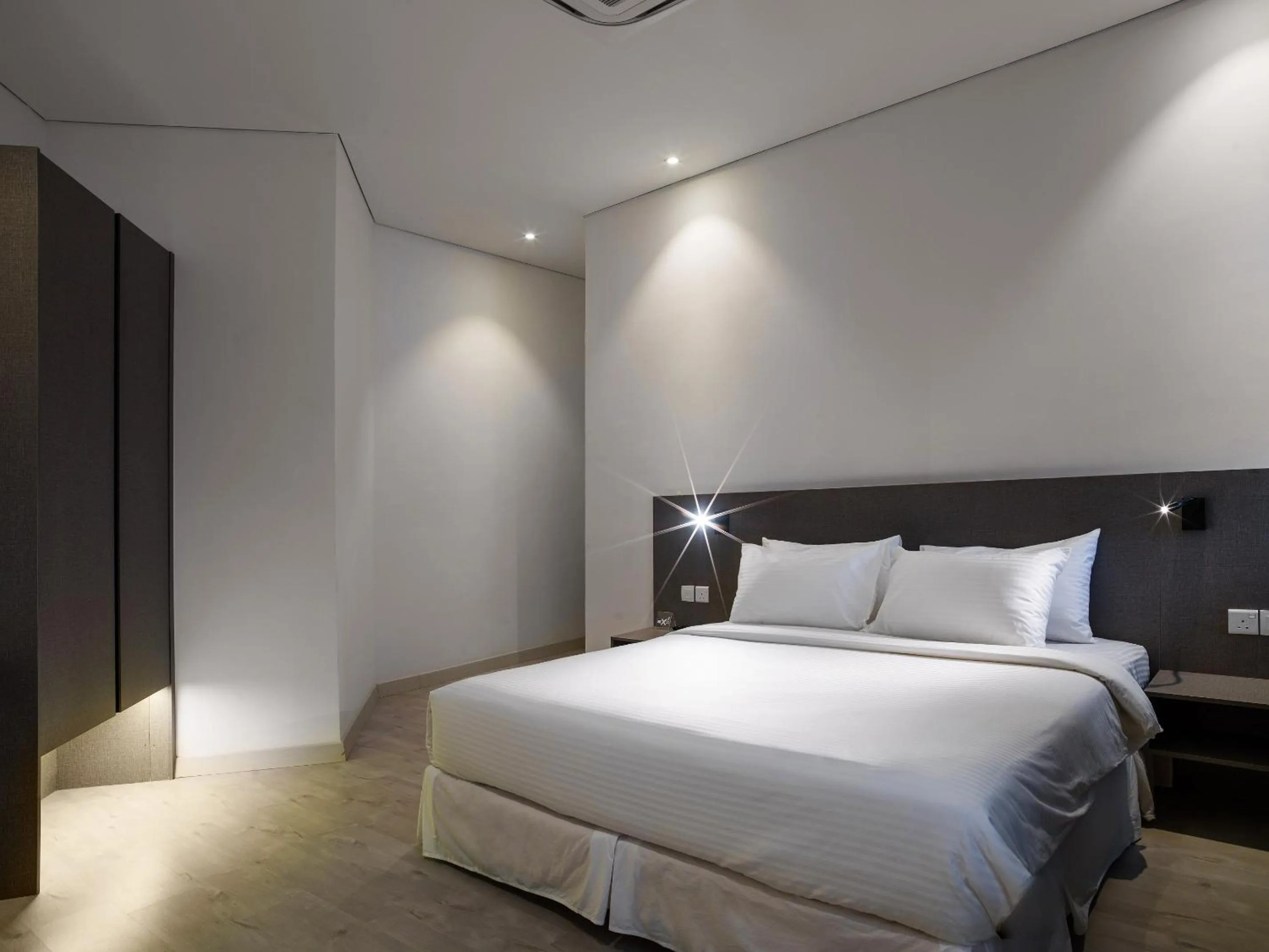 Bedroom, Bed in Magazine Vista Hotel Managed by The Ascott Limited