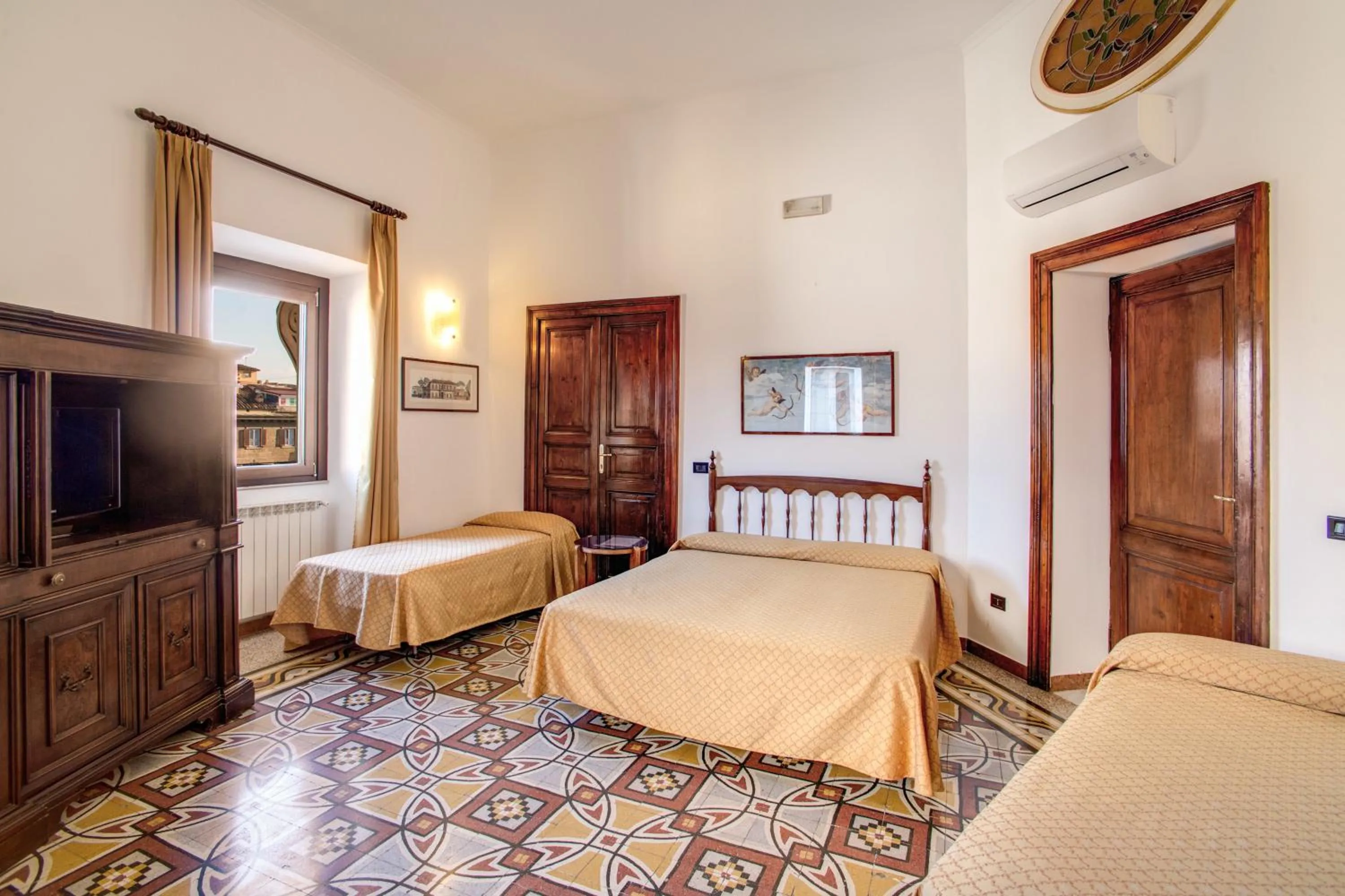 Photo of the whole room, Bed in Hotel Primavera