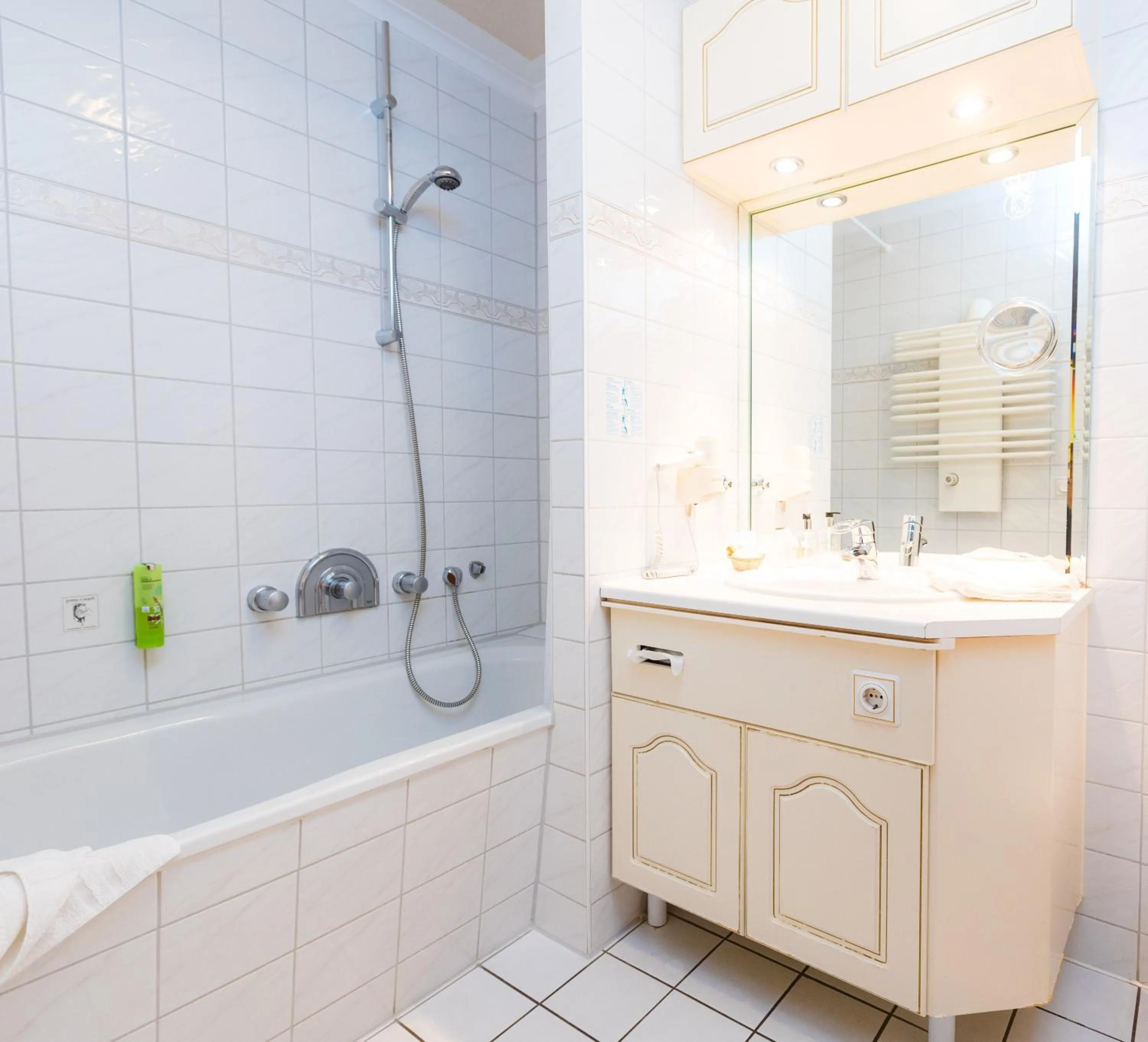 Hotel Erbprinz & Restaurant "Prinzenstube"