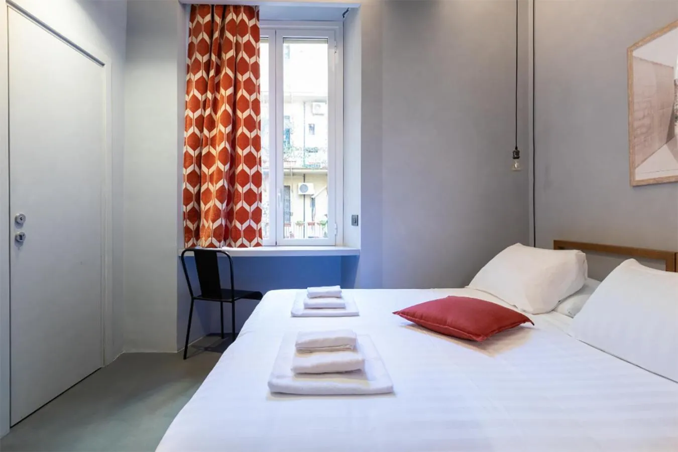 Bed in Pietra - The Italian Stay Collection