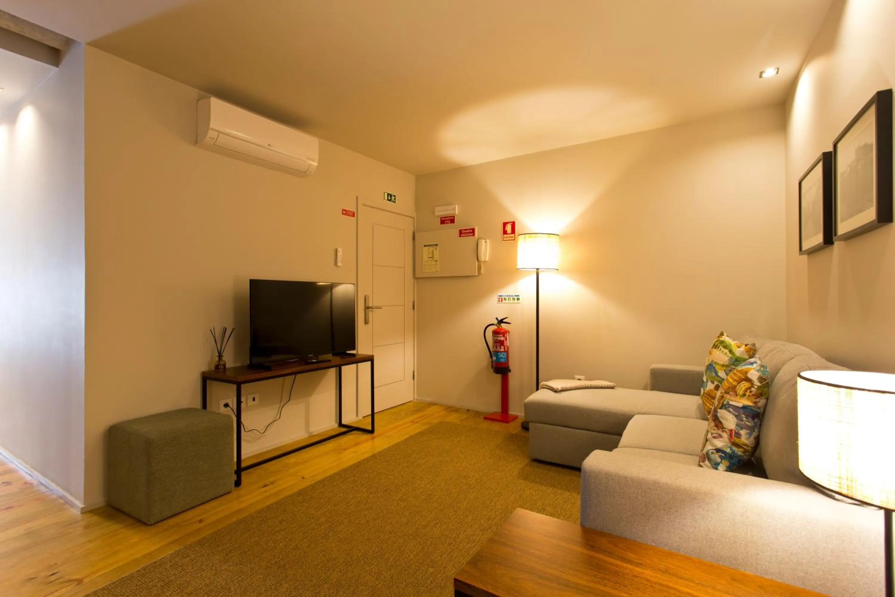 Seating area, Bed in RVA - Gustave Eiffel Apartments