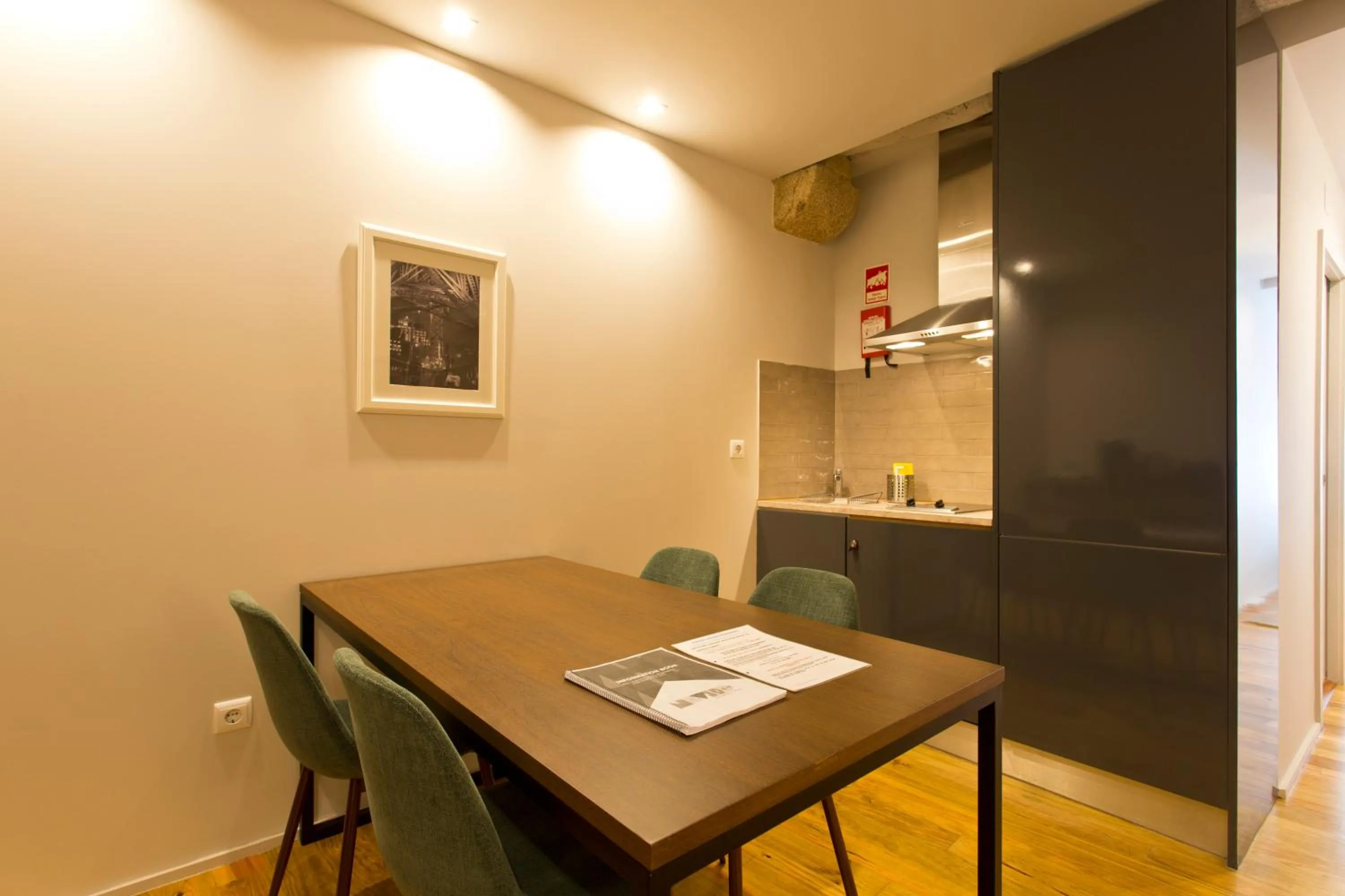 Dining area in RVA - Gustave Eiffel Apartments