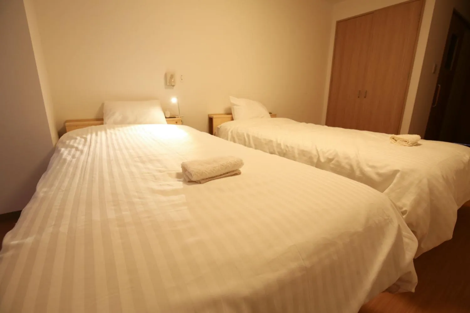Bed in Connect Inn