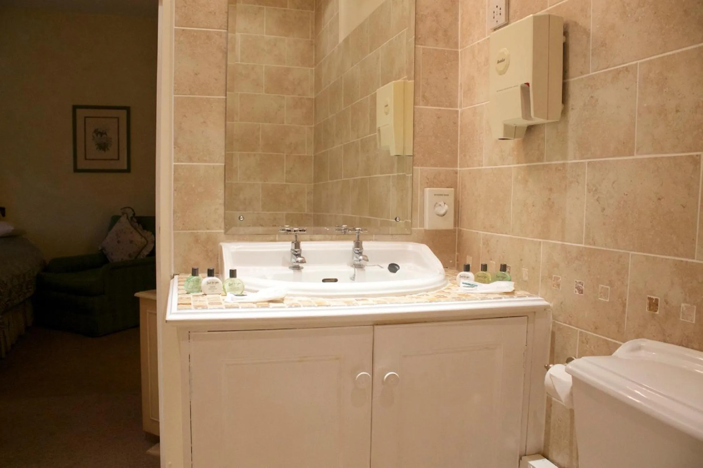 Bathroom in The Plough Inn & Restaurant