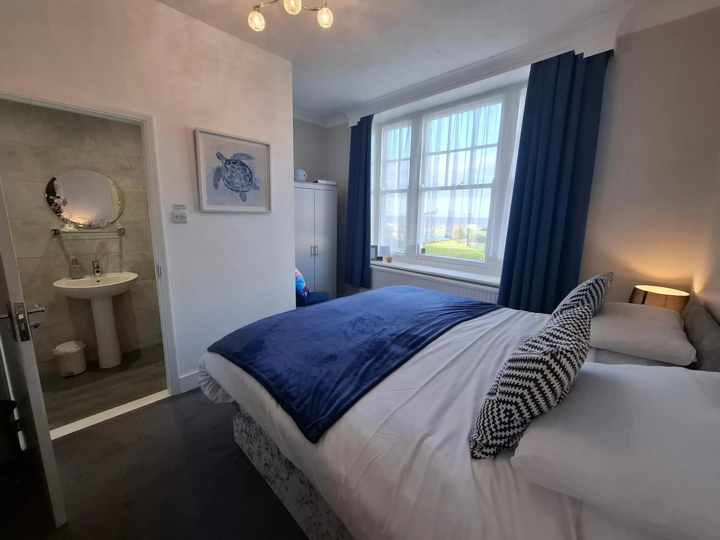 Photo of the whole room, Bed in Westbrook Lodge Guest House