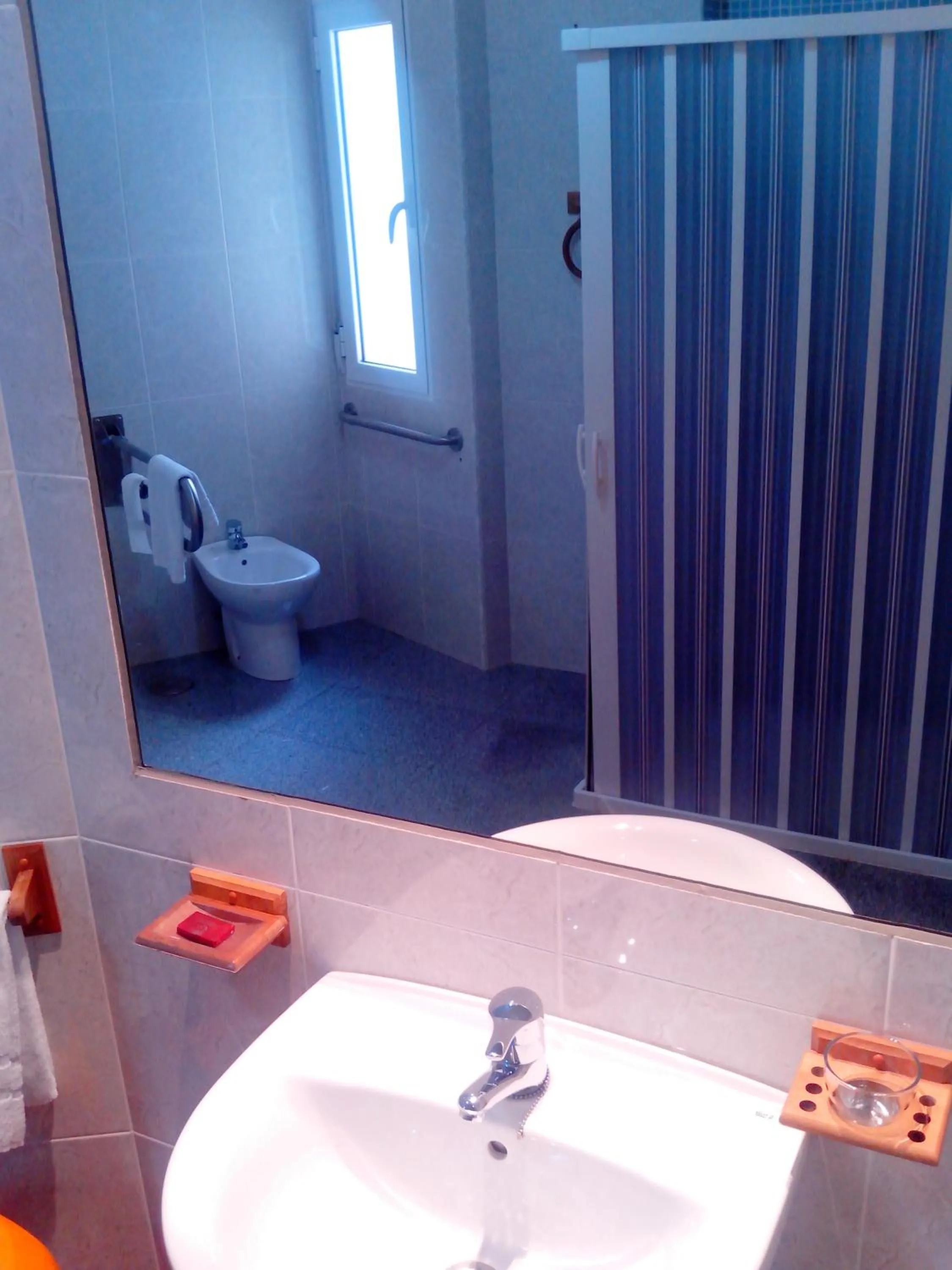 Bathroom in Hotel RC Ramon y Cajal