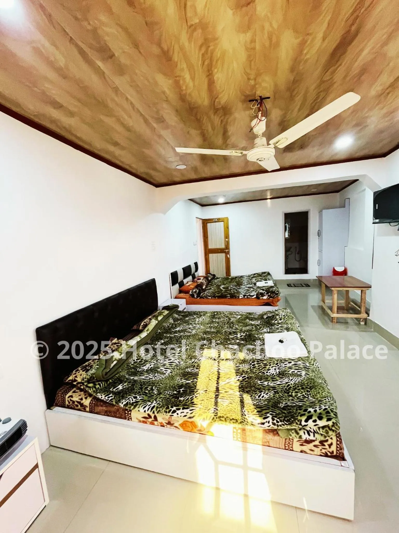 Bed in Hotel Chachoo Palace