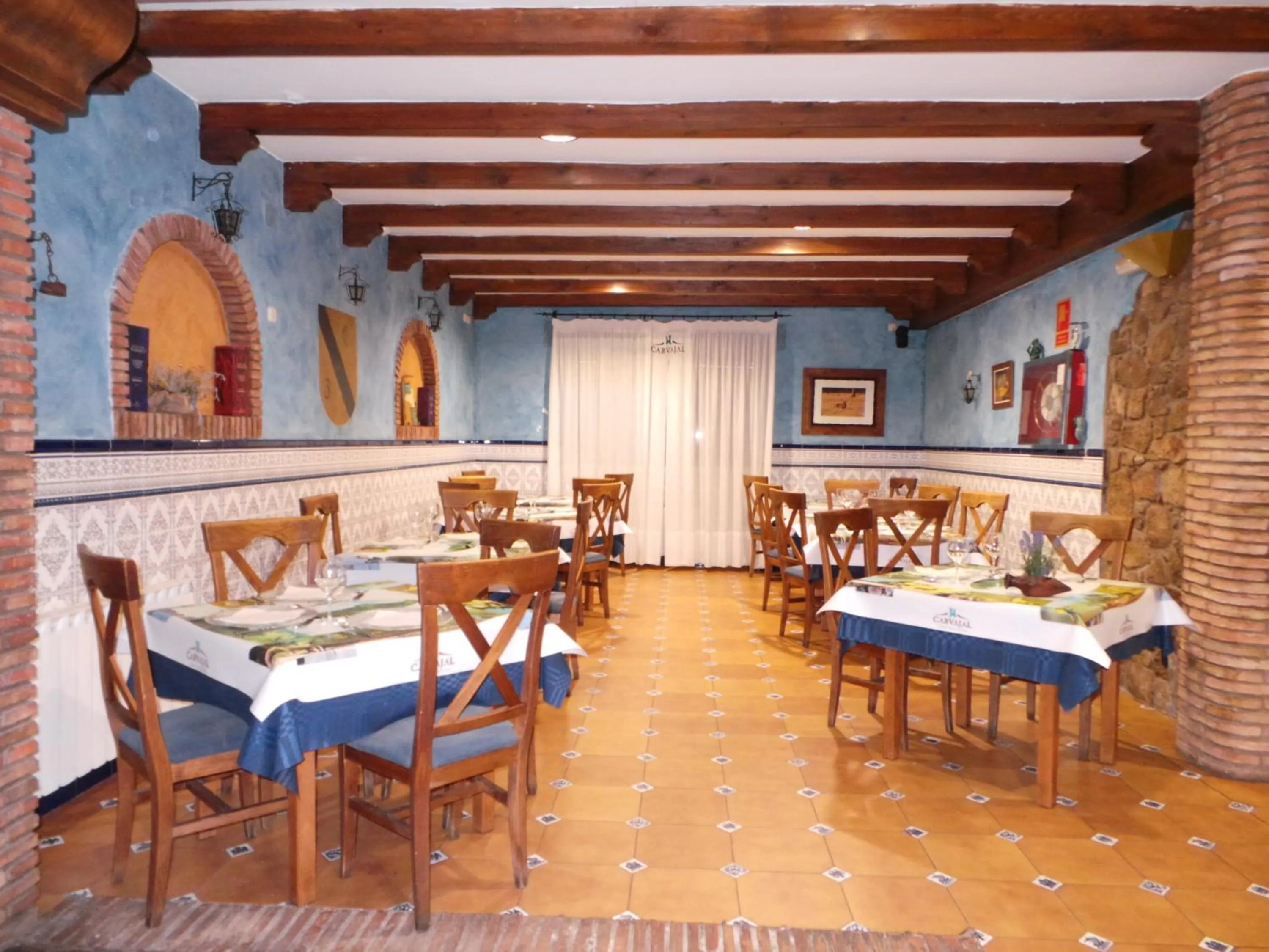 Restaurant/places to eat in Hotel Carvajal