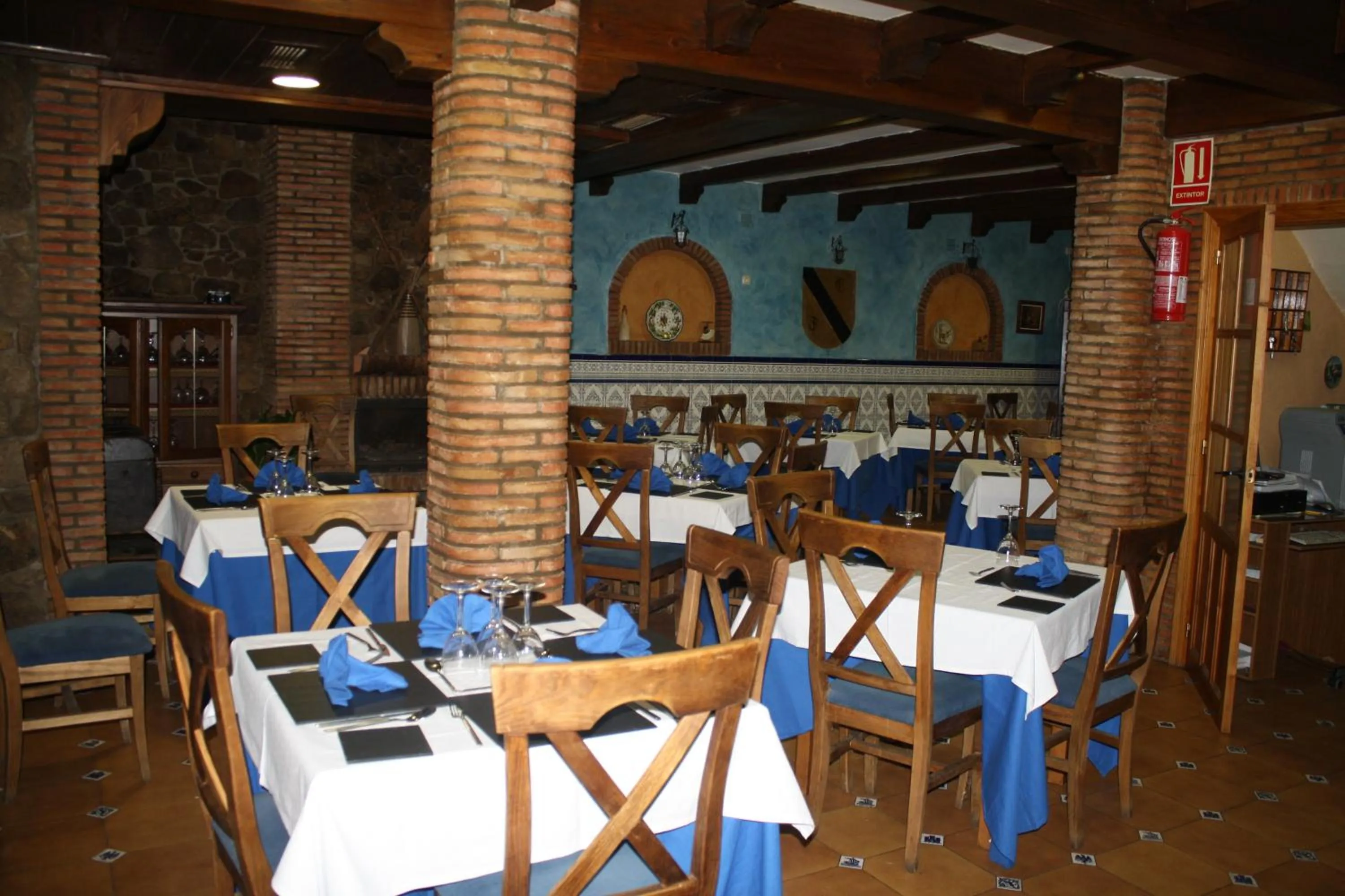 Restaurant/places to eat in Hotel Carvajal