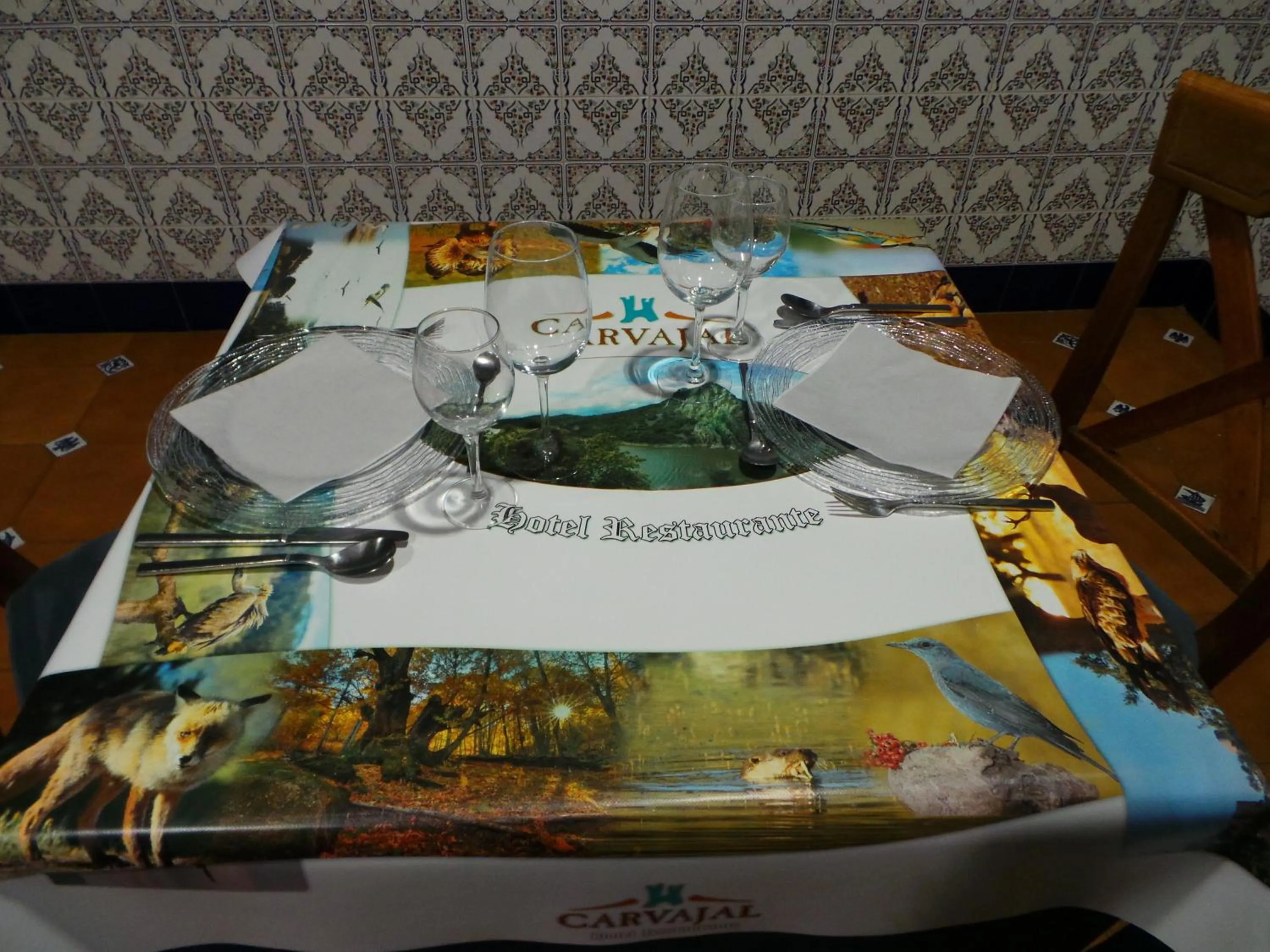 Restaurant/places to eat in Hotel Carvajal