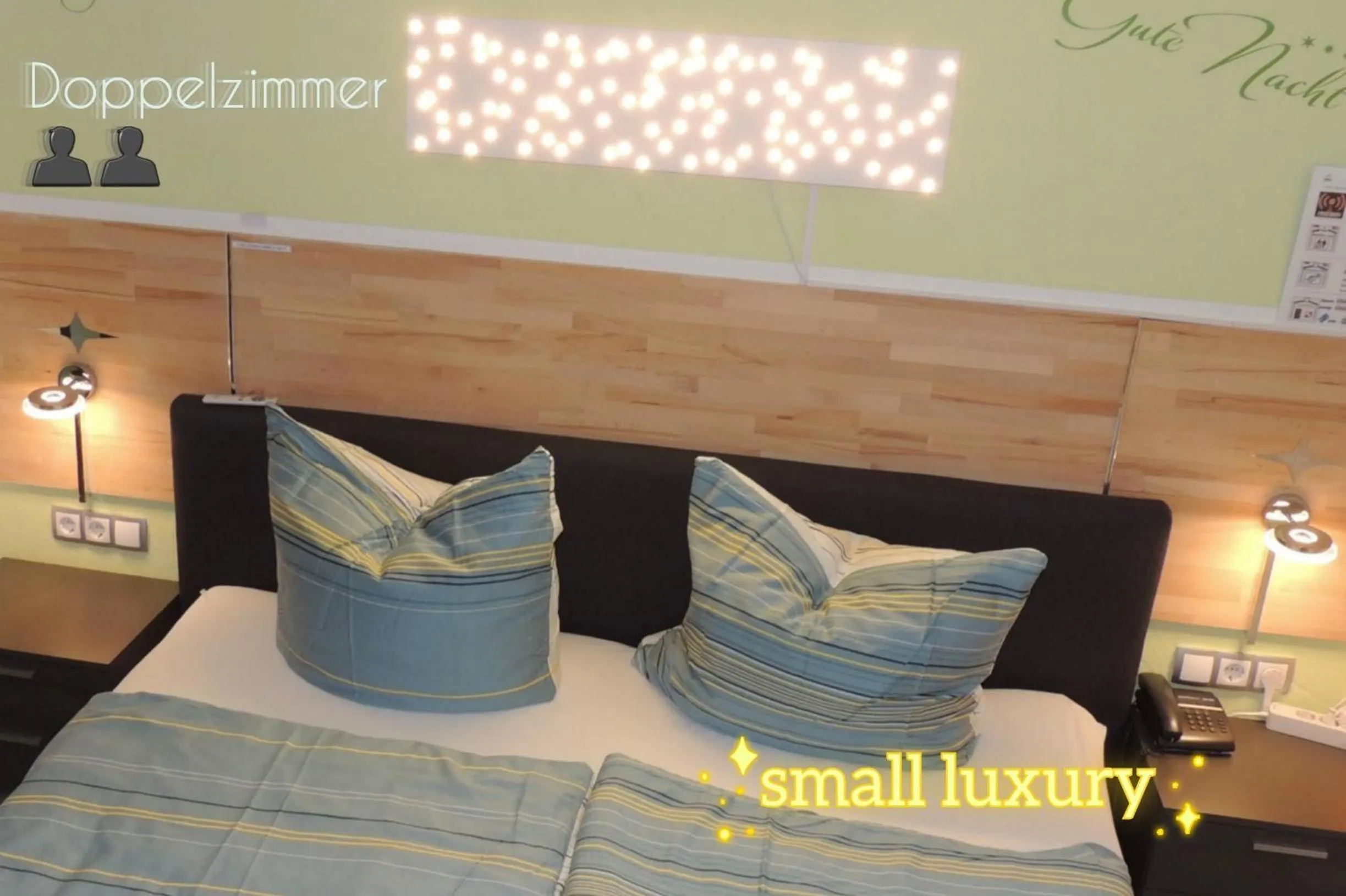 Bed in Hotel Garni Rodenbach