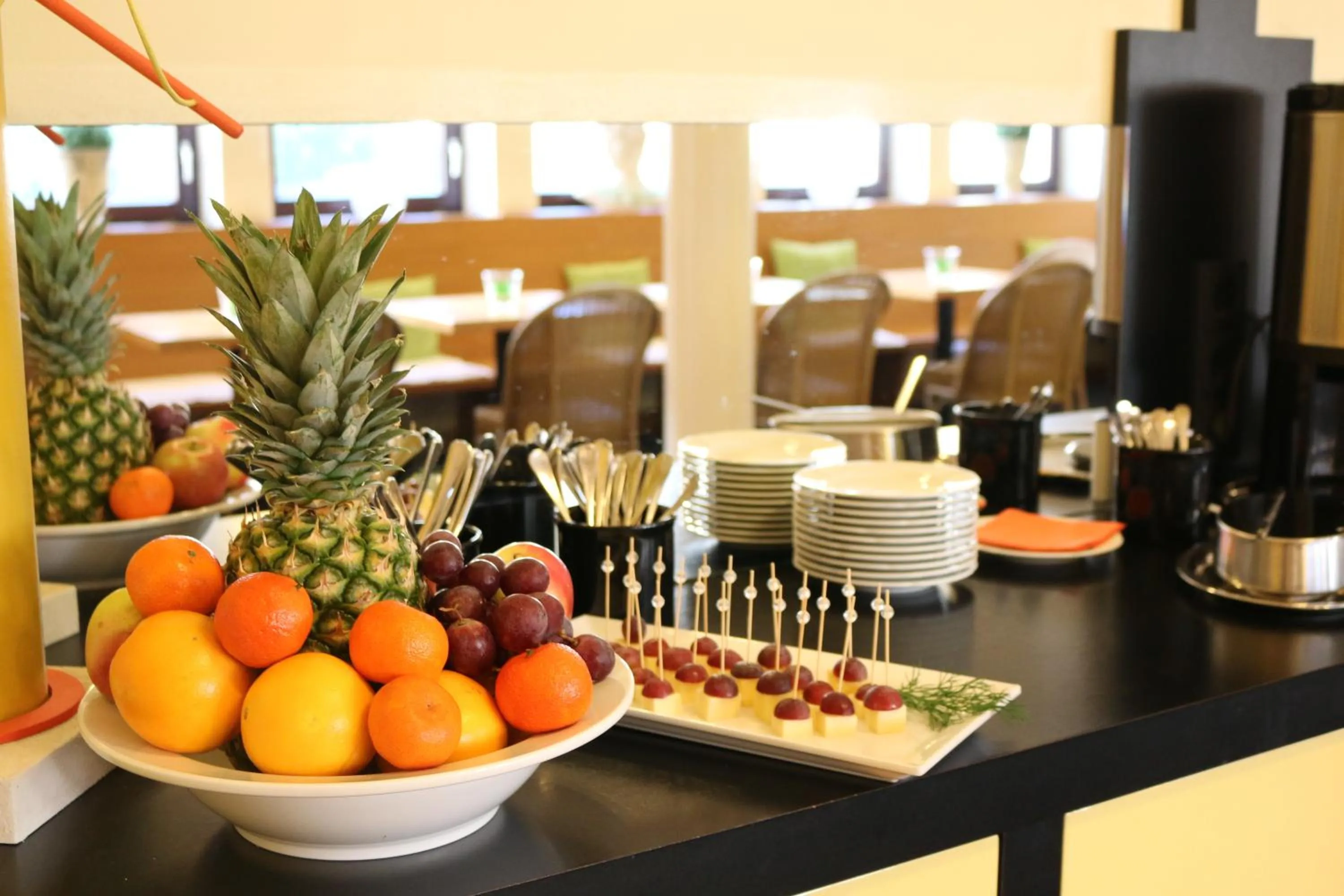 Restaurant/places to eat in Kress Hotel