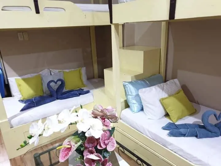 bunk bed, Bed in Palompon lodge