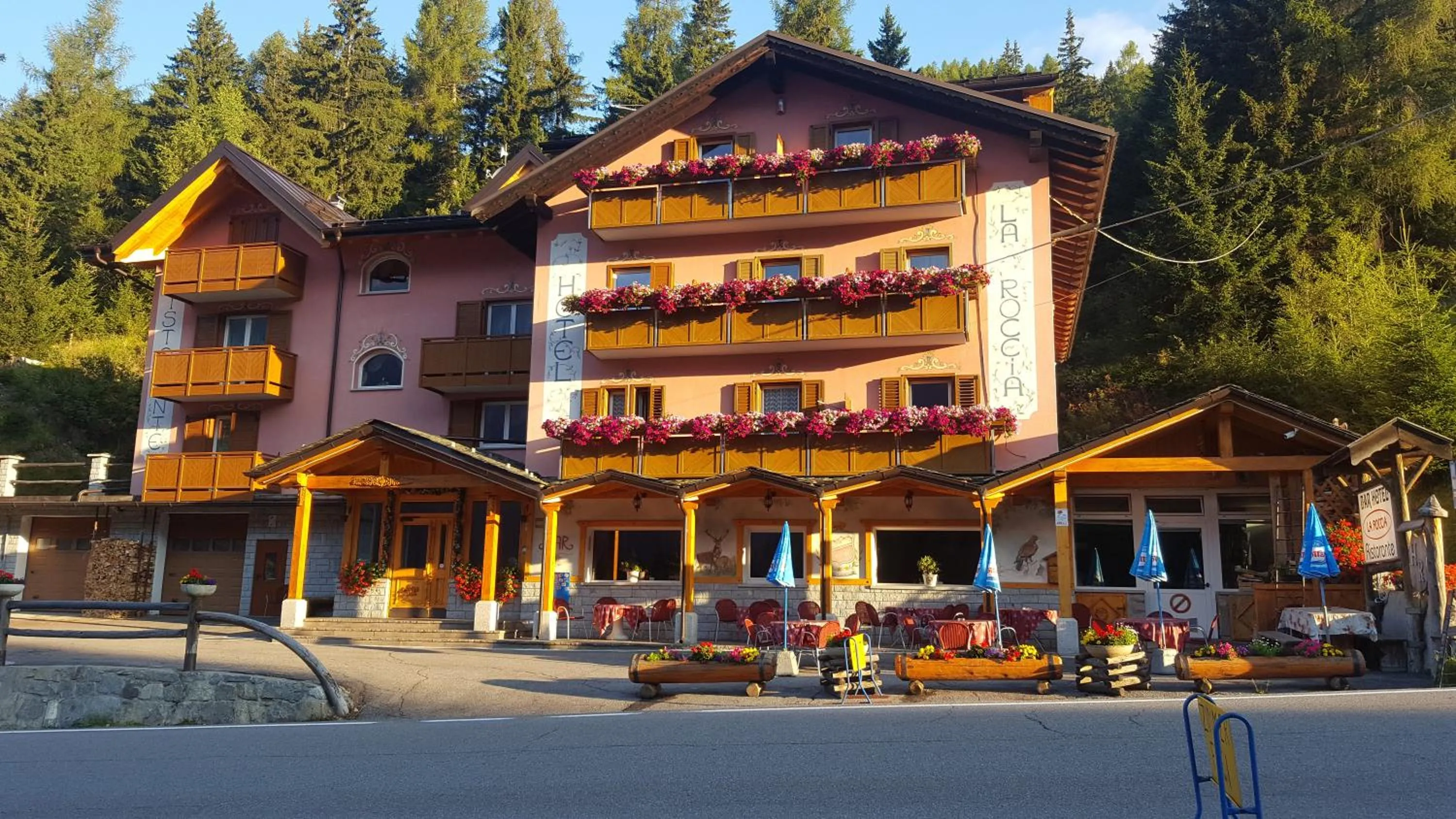 Property building in Hotel La Roccia