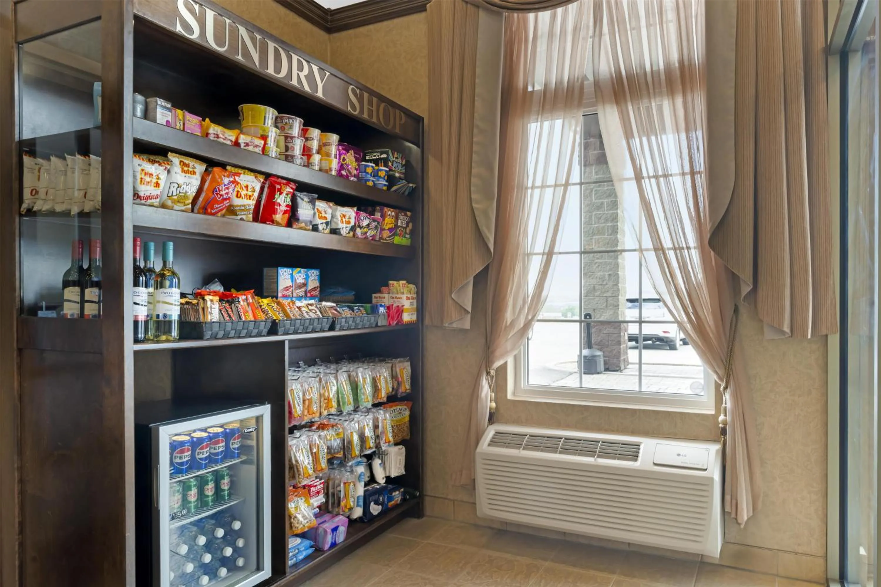 Property building in Best Western Plus Grand-Sault Hotel & Suites