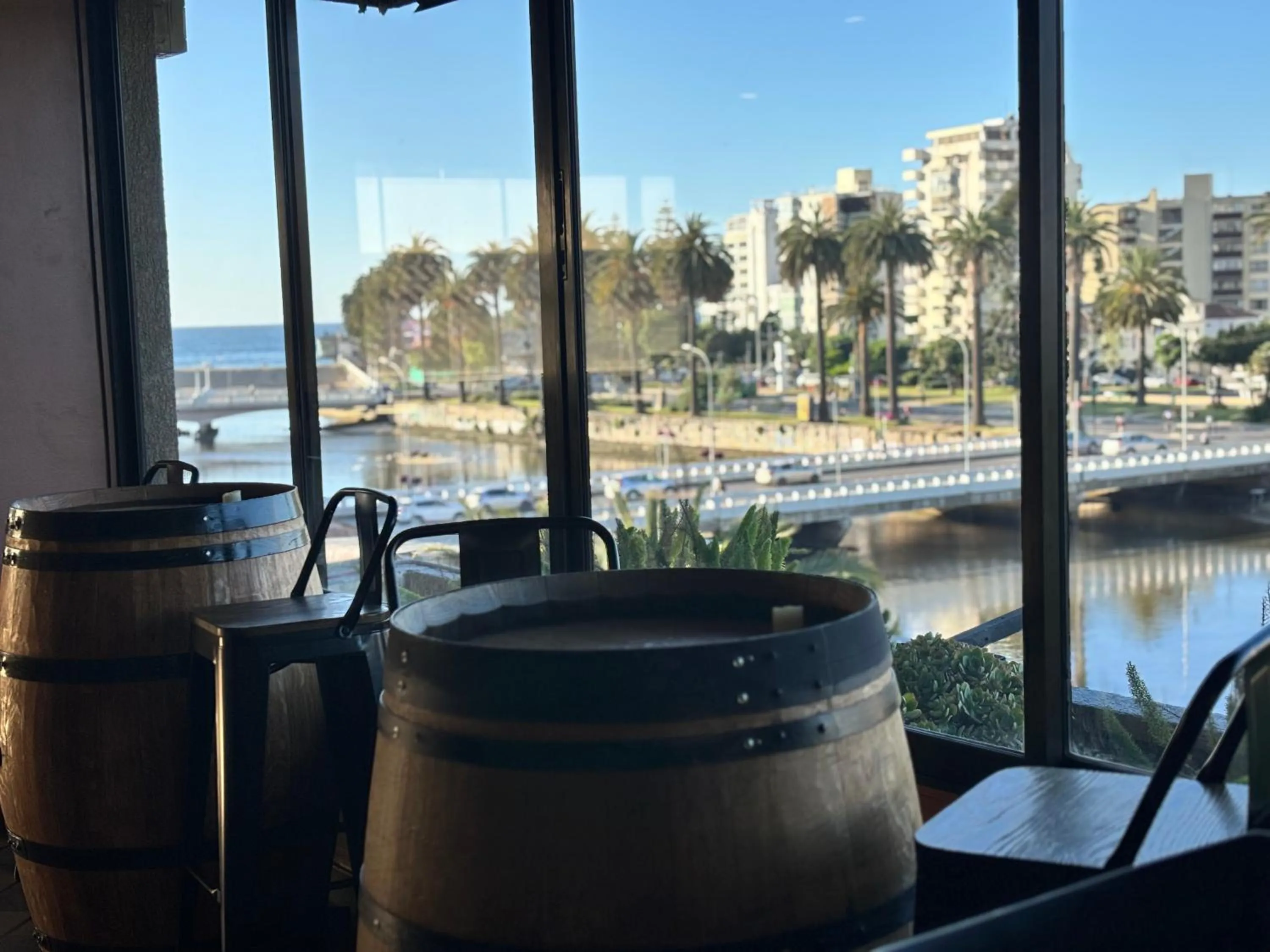 Lounge or bar in LRH Viña del Mar and Convention Center